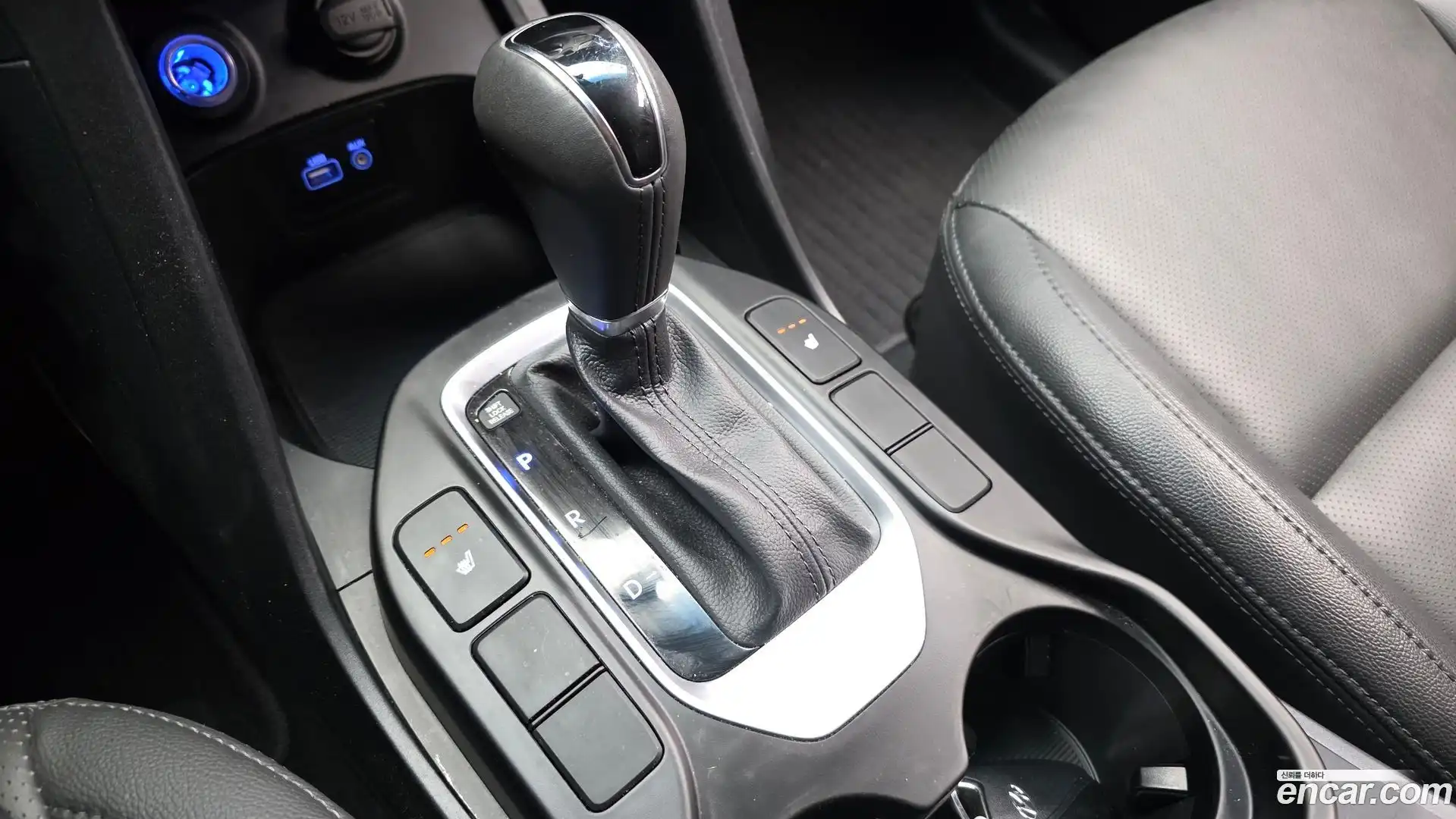 Santafe Hyundai 2015.10-INNER-009