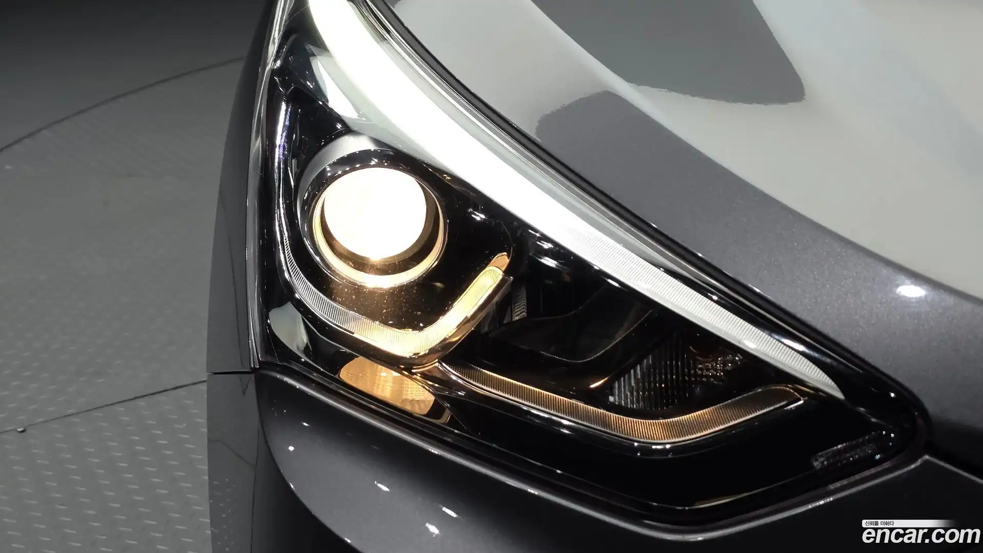 Santafe Hyundai 2015.10-OUTER-032