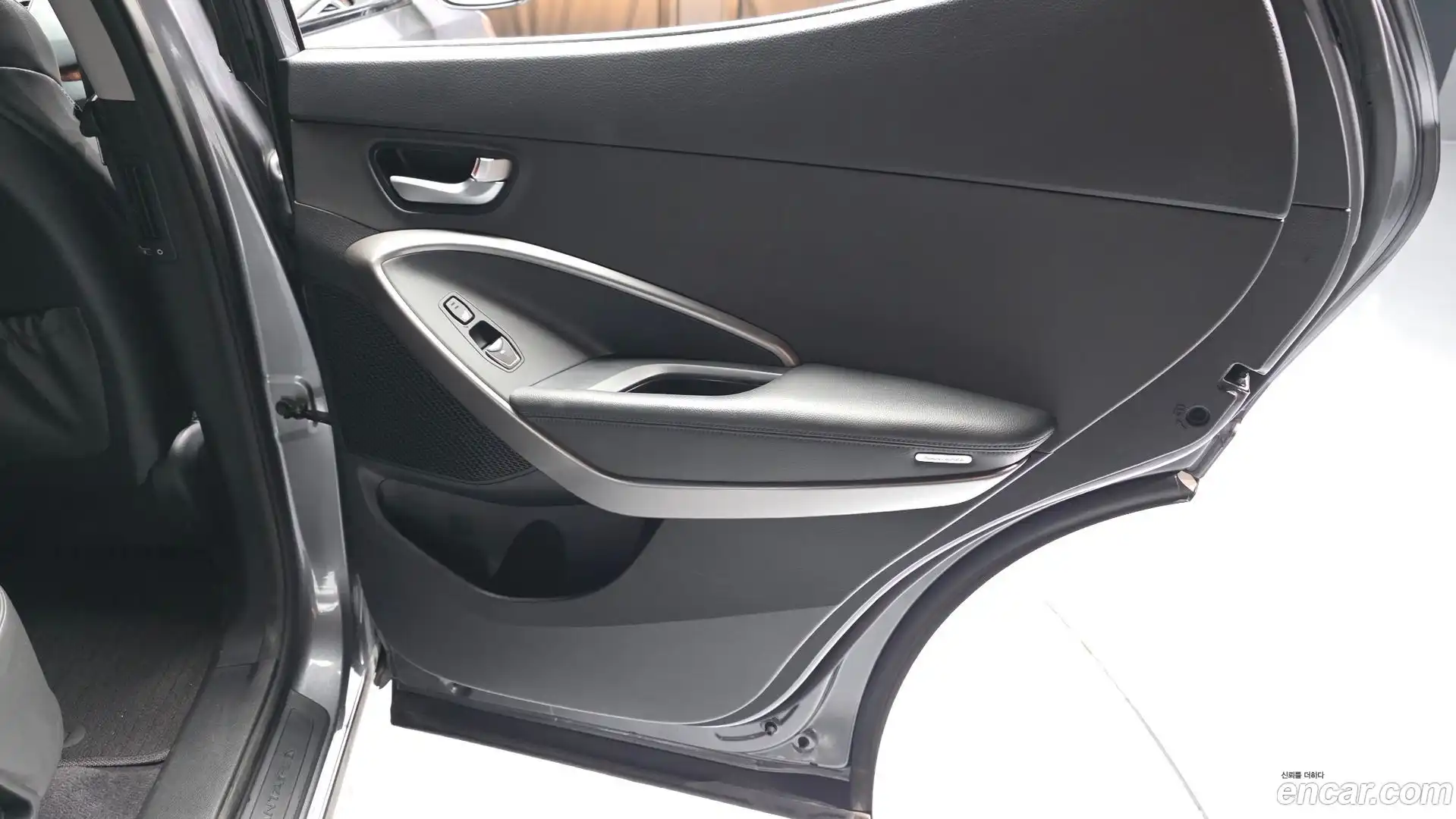 Santafe Hyundai 2015.10-INNER-035