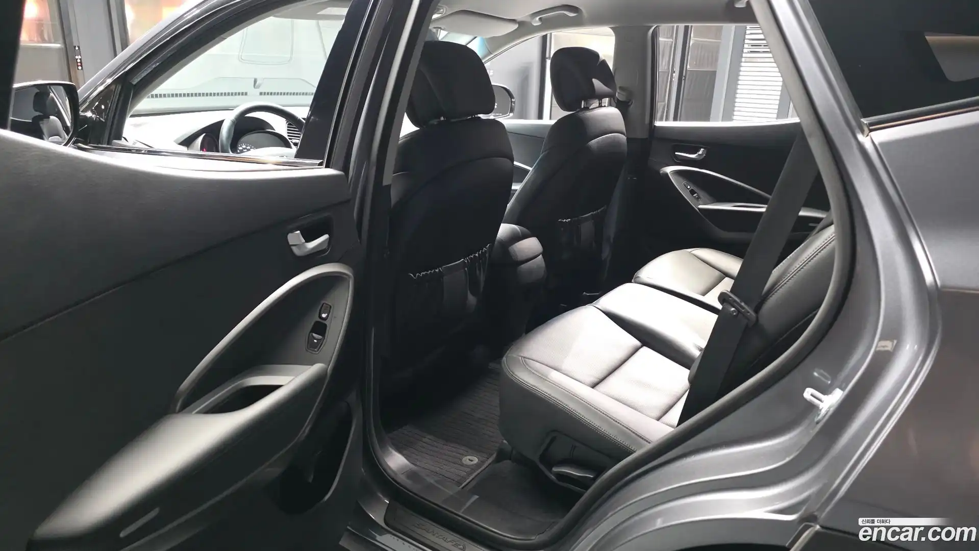 Santafe Hyundai 2015.10-INNER-036