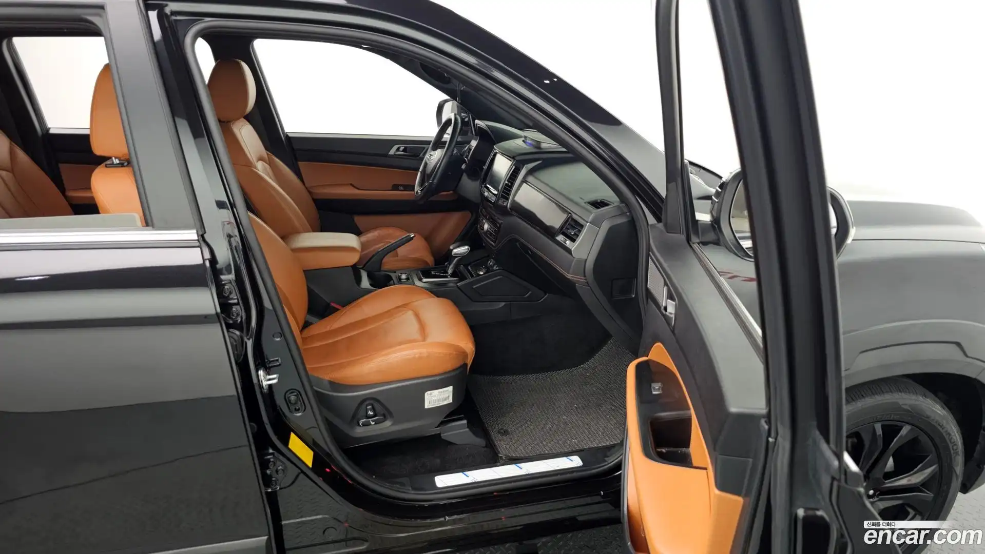 Rexton KG Mobility 2022.5-OPTION-021