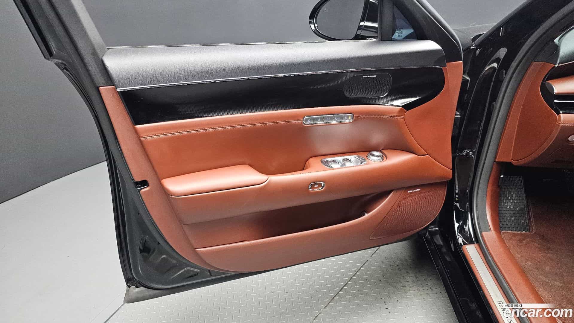 G90 Genesis 2022.6-INNER-034