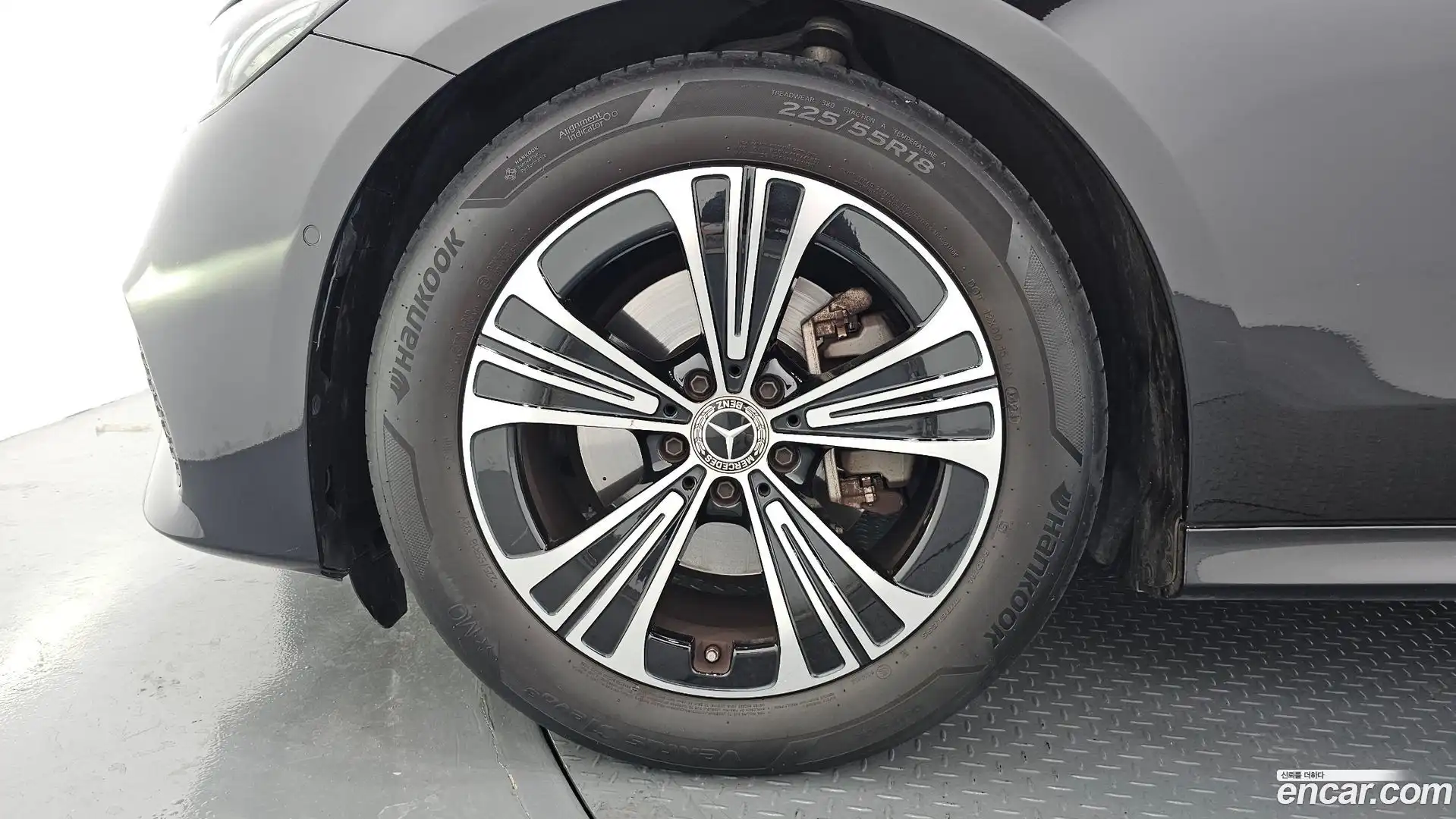 E-Class Mercedes-Benz 2024.8-OUTER-005
