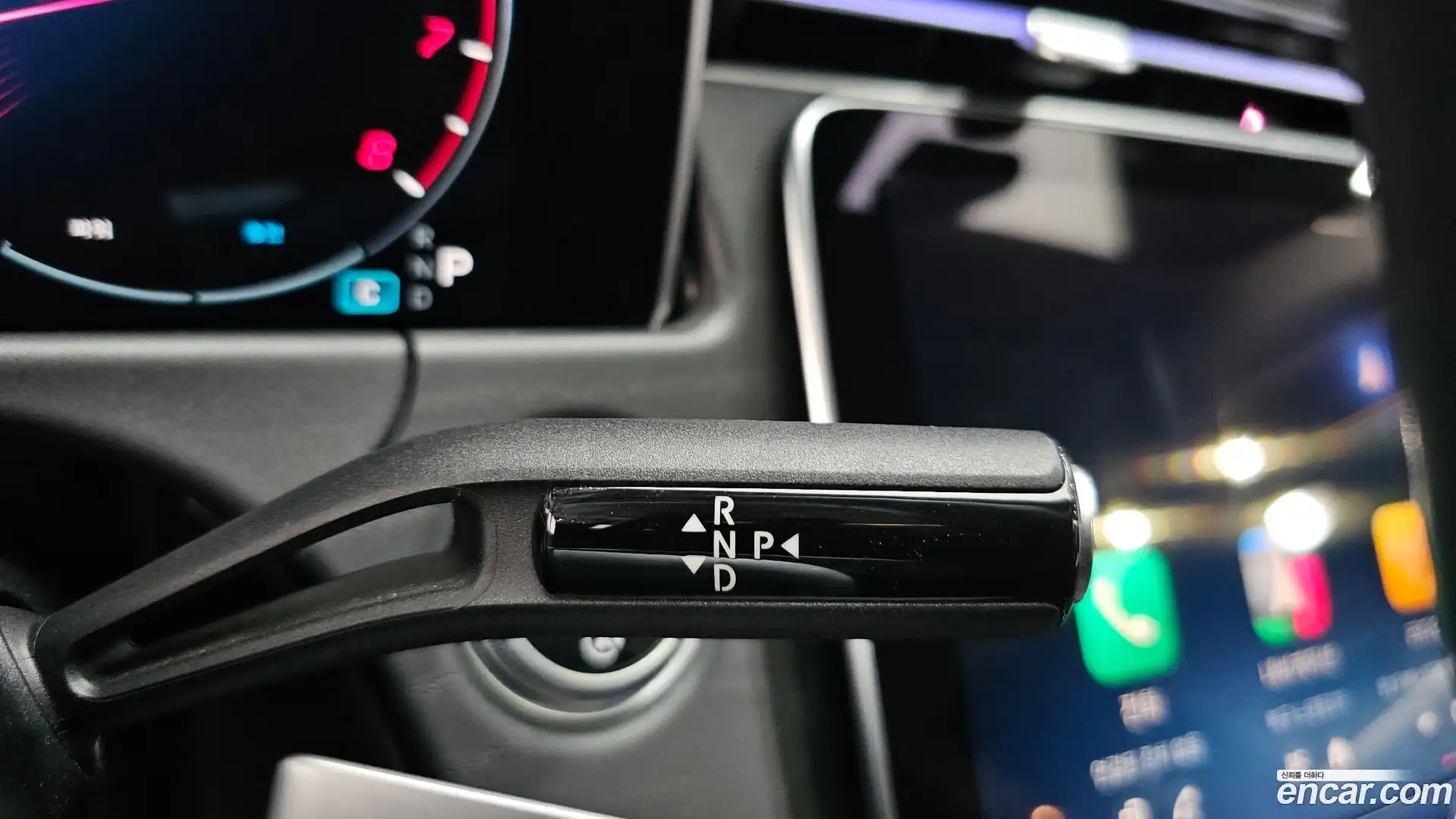 E-Class Mercedes-Benz 2024.8-INNER-009