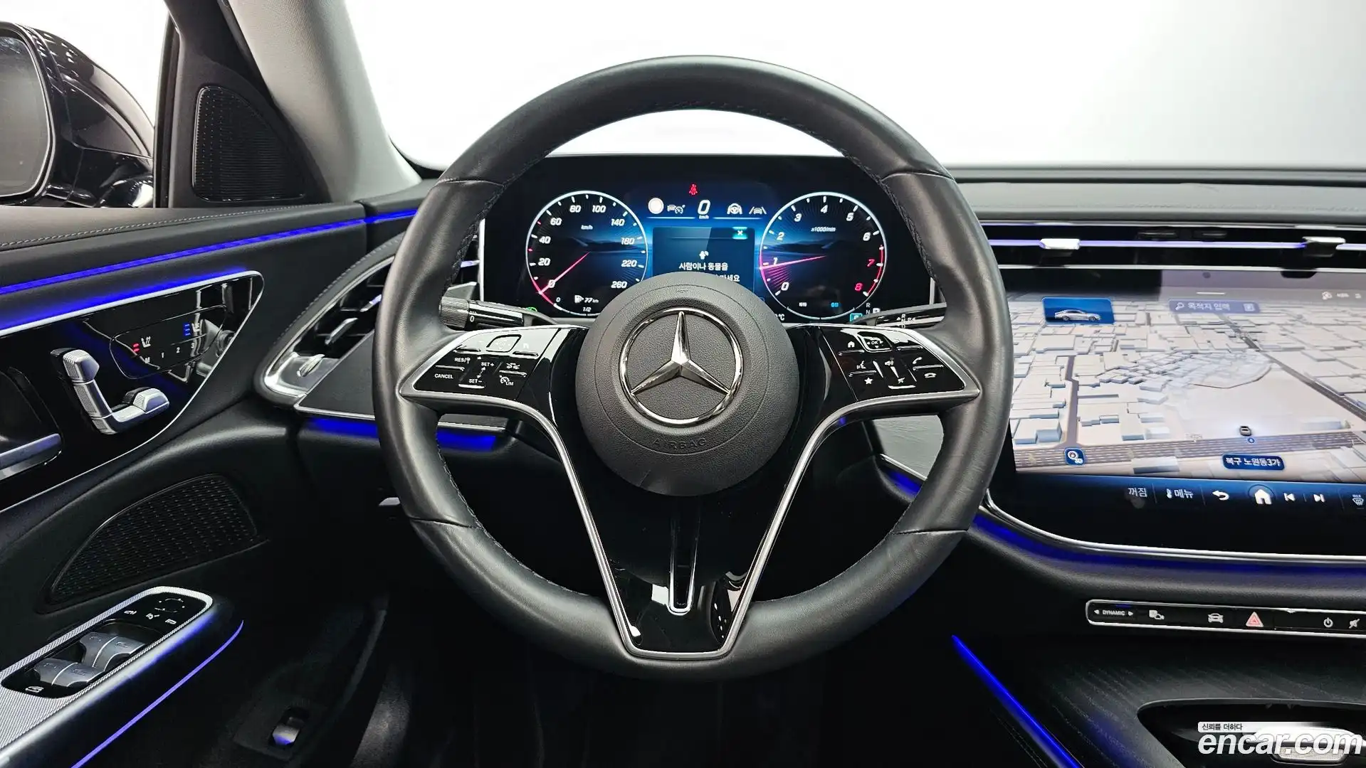 E-Class Mercedes-Benz 2024.8-OPTION-016