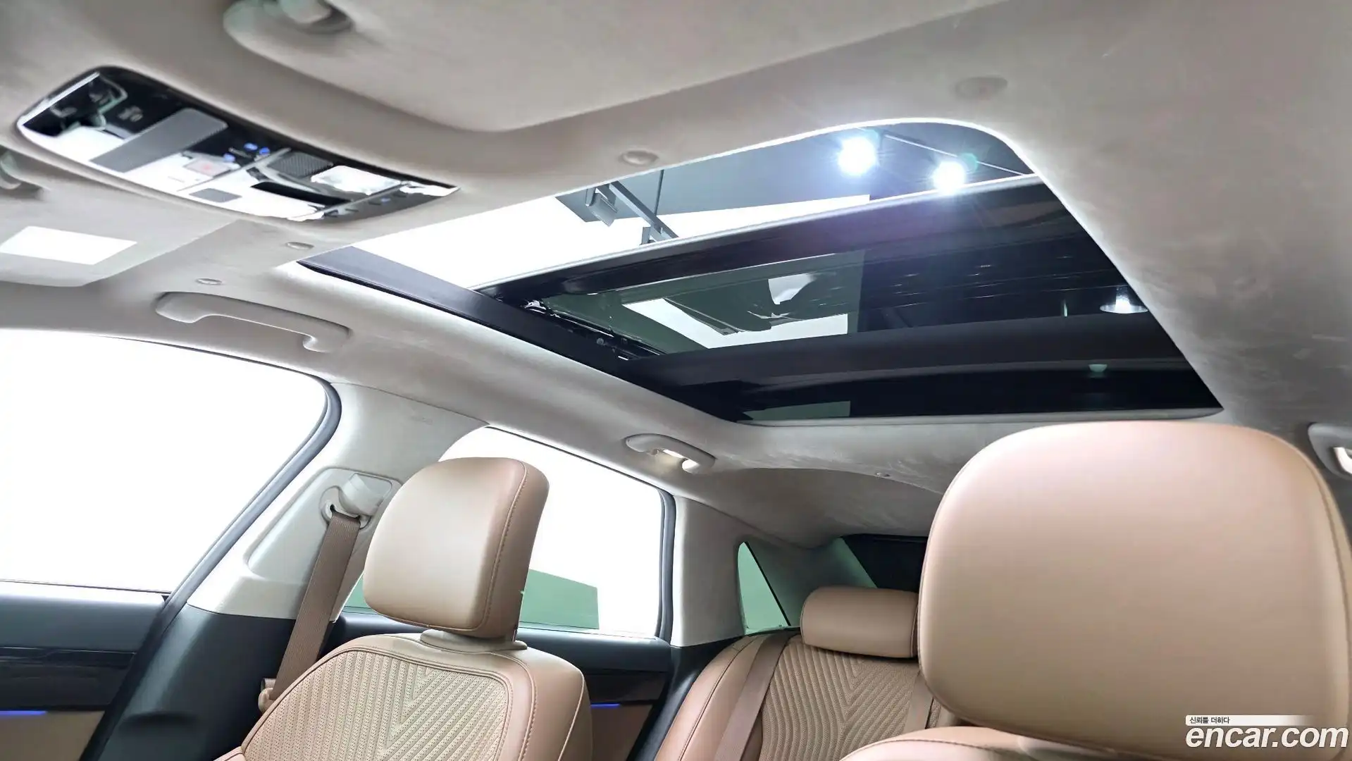 Grandeur Hyundai 2023.11-OPTION-022