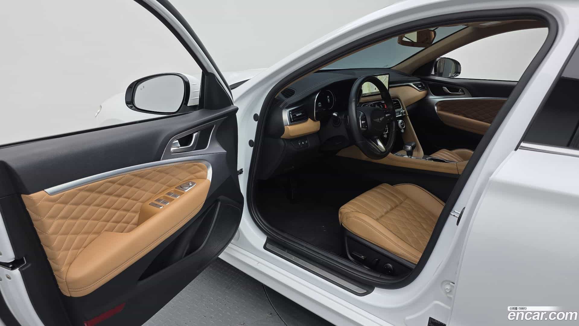 G70 Genesis 2022.7-INNER-010