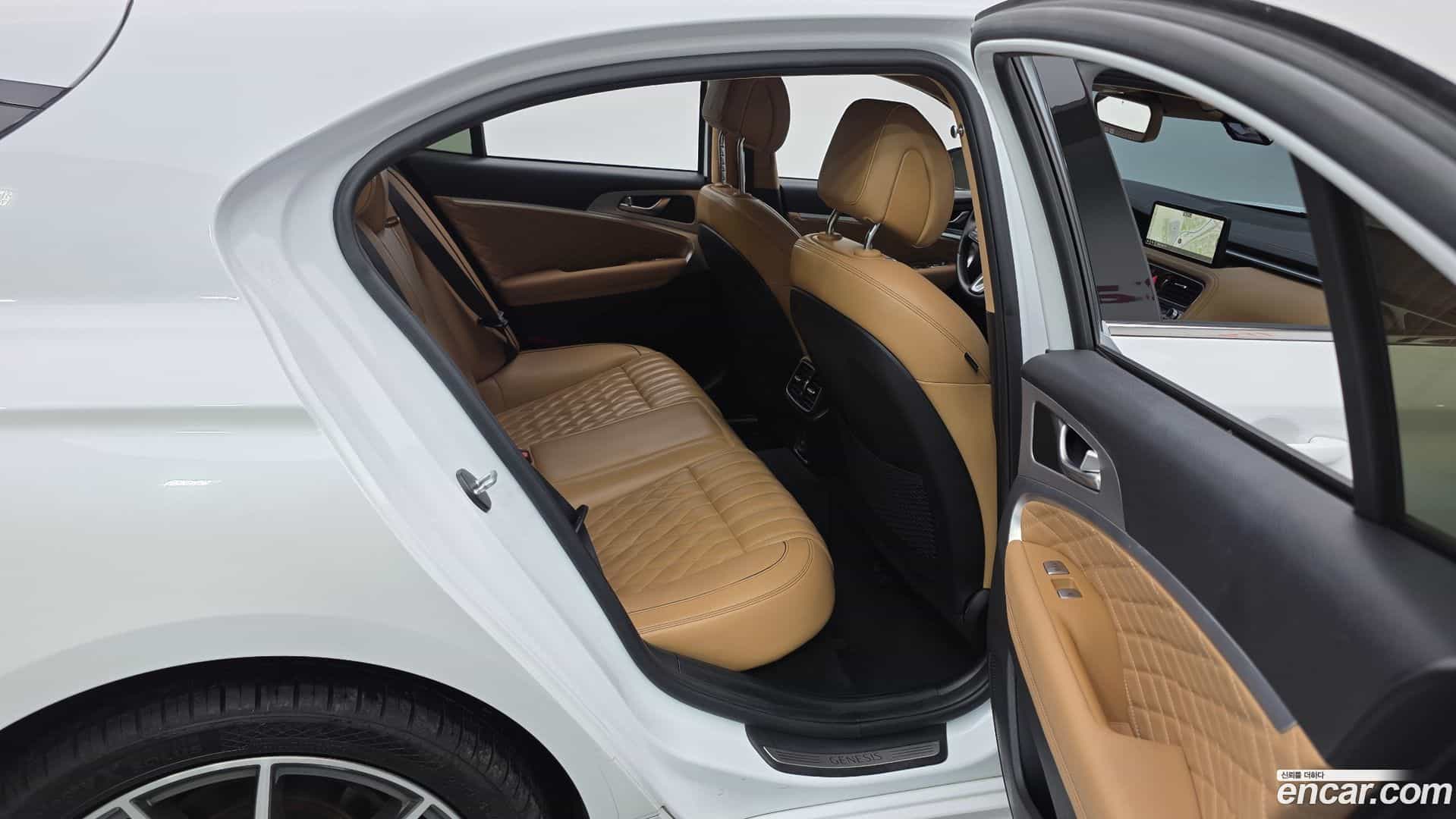G70 Genesis 2022.7-OPTION-015