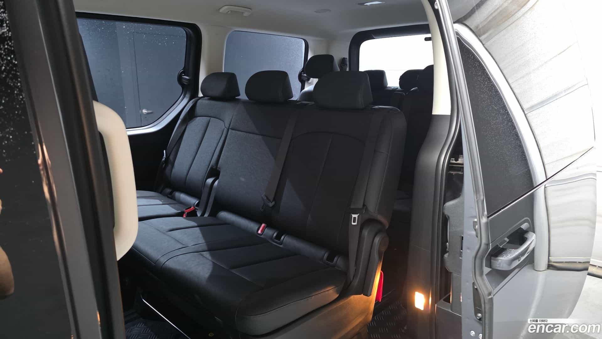 Staria Hyundai 2026.1-OPTION-016