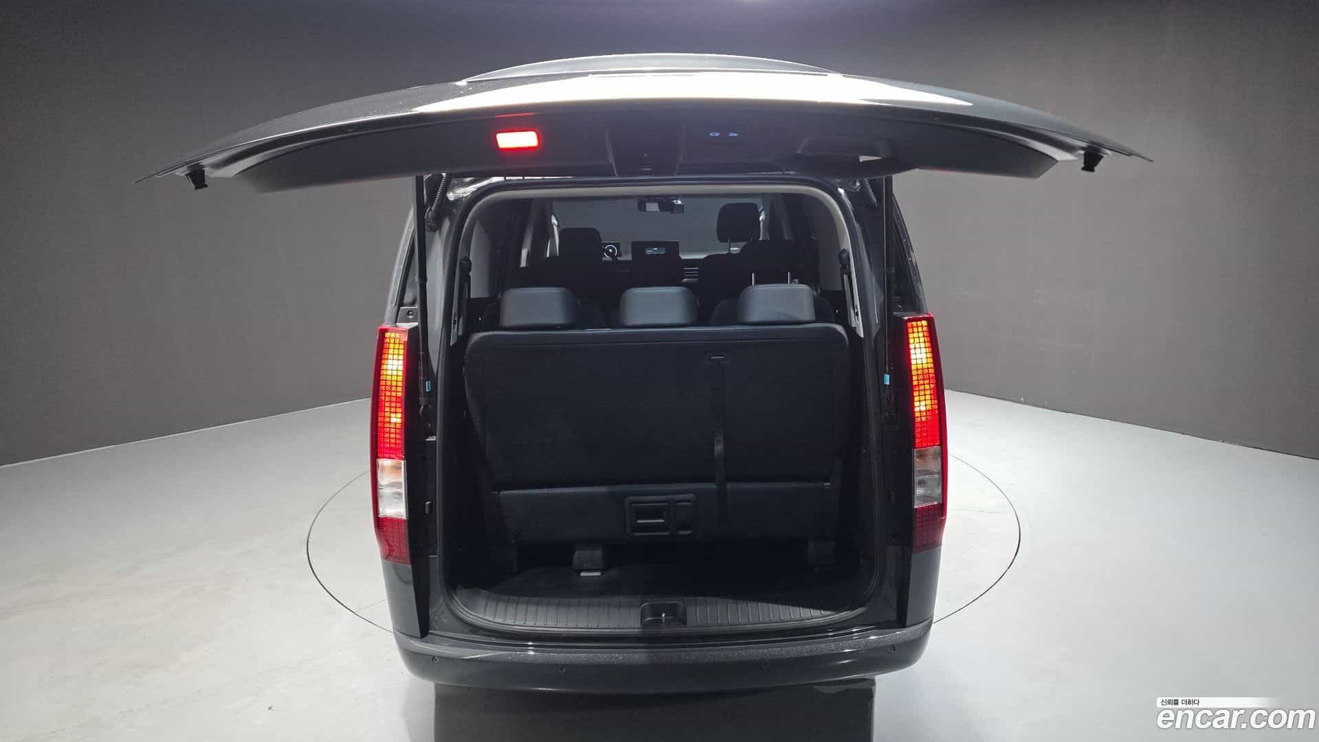 Staria Hyundai 2026.1-OPTION-023