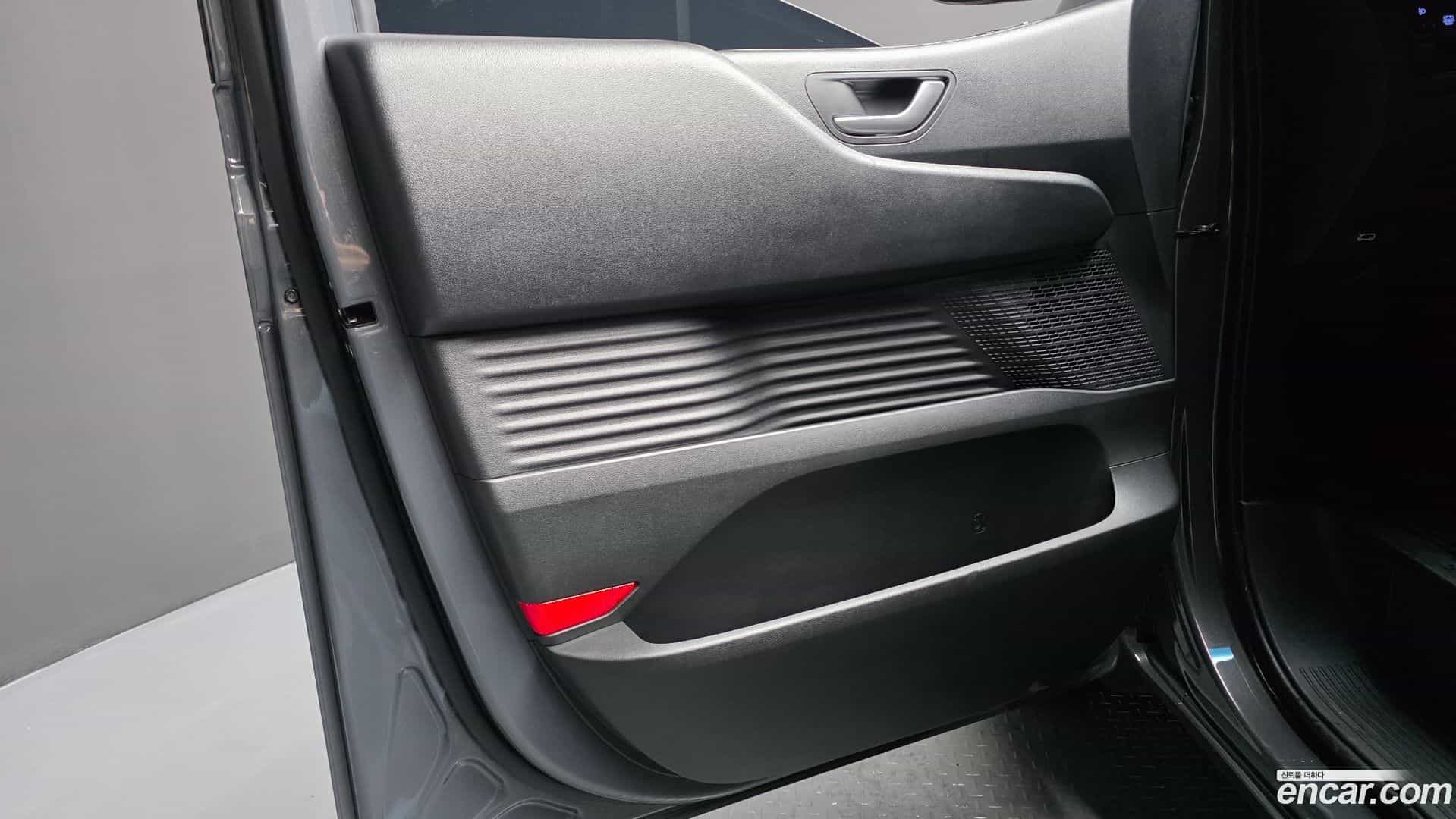 Staria Hyundai 2026.1-INNER-034