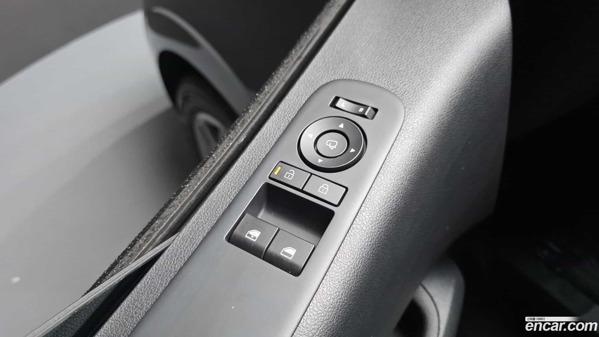 Staria Hyundai 2026.1-OPTION-043