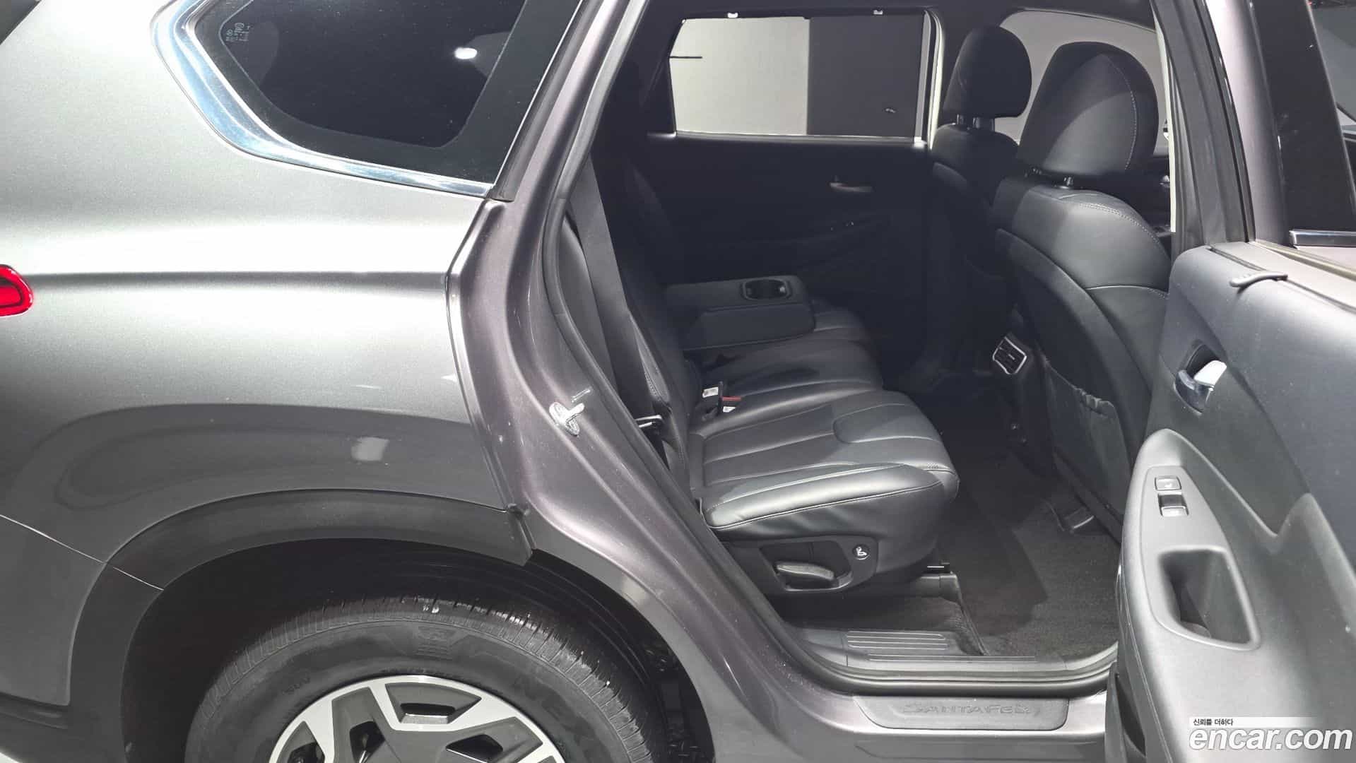 Santafe Hyundai 2022.3-OPTION-015