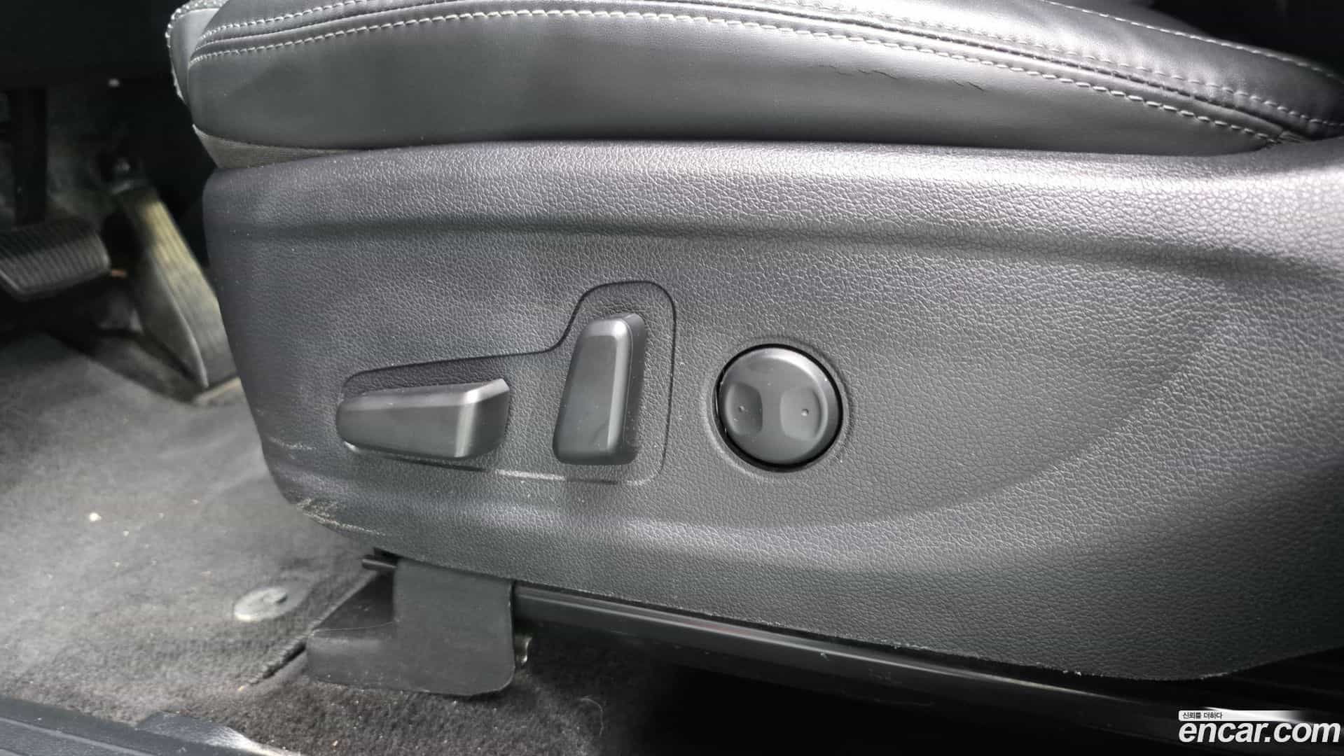 Santafe Hyundai 2022.3-OPTION-044