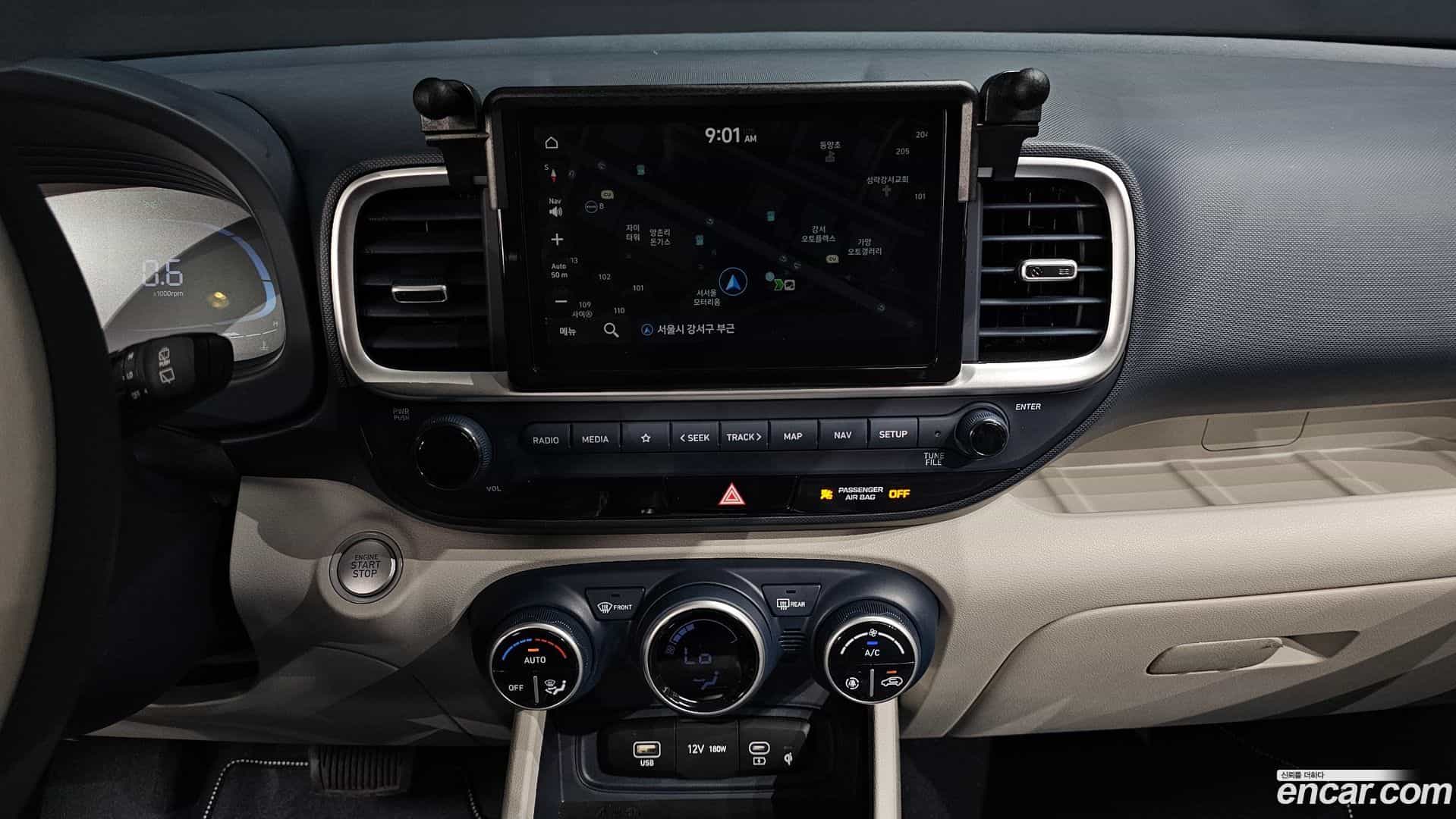 Venue Hyundai 2024.11-OPTION-018