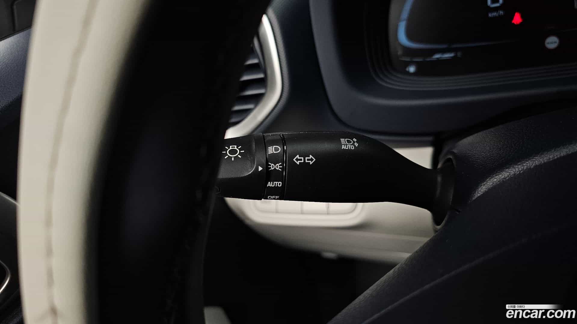 Venue Hyundai 2024.11-OPTION-042
