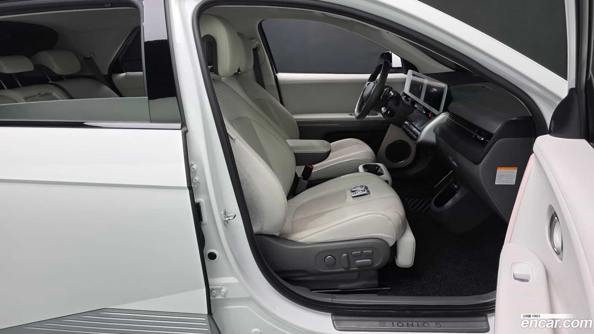 Ioniq5 Hyundai 2021.8-INNER-036