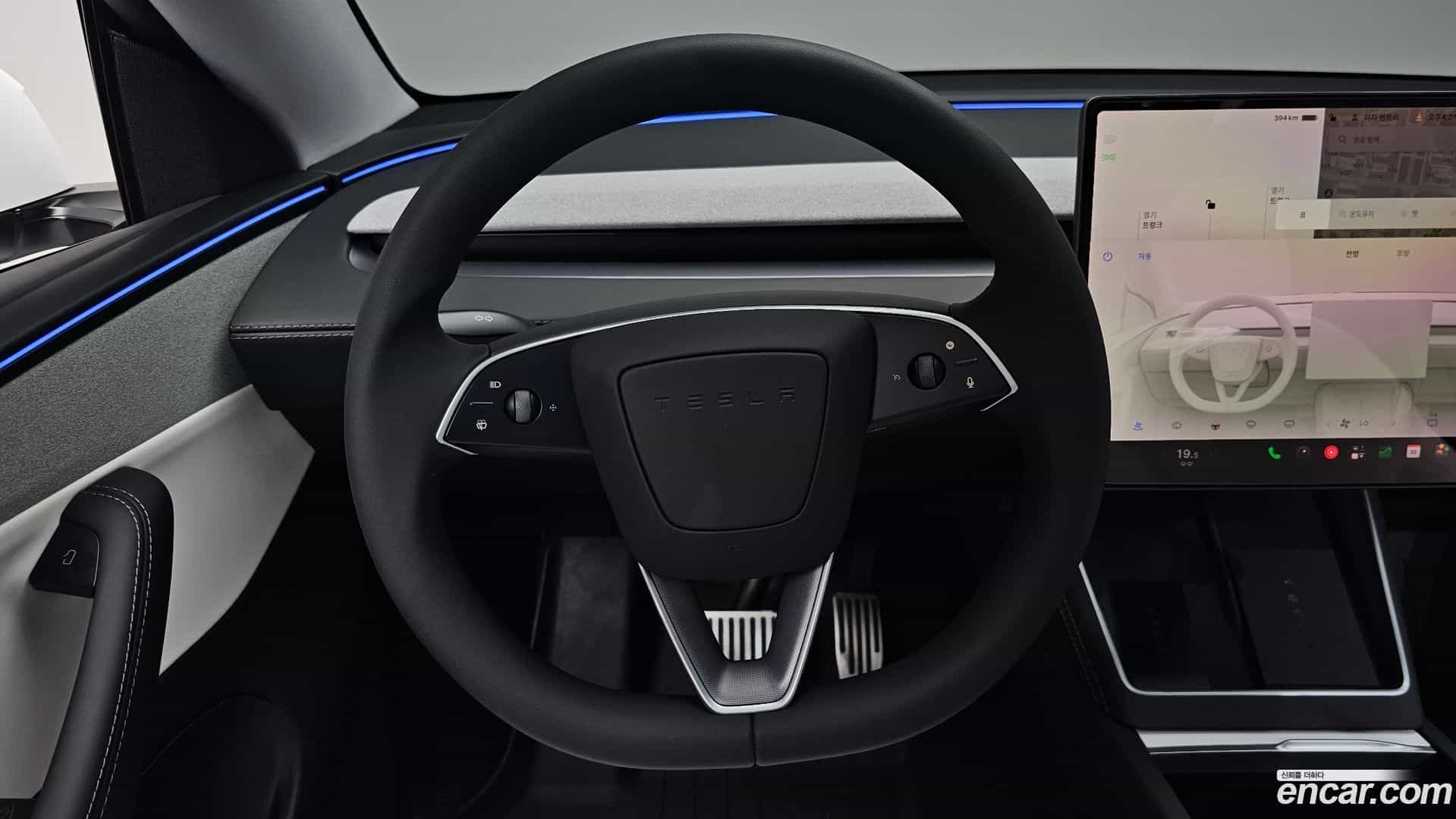Model Y Tesla 2025.5-OPTION-017