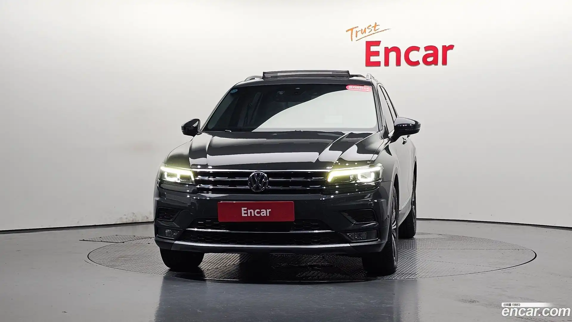 Tiguan Volkswagen 2020.9-OUTER-003