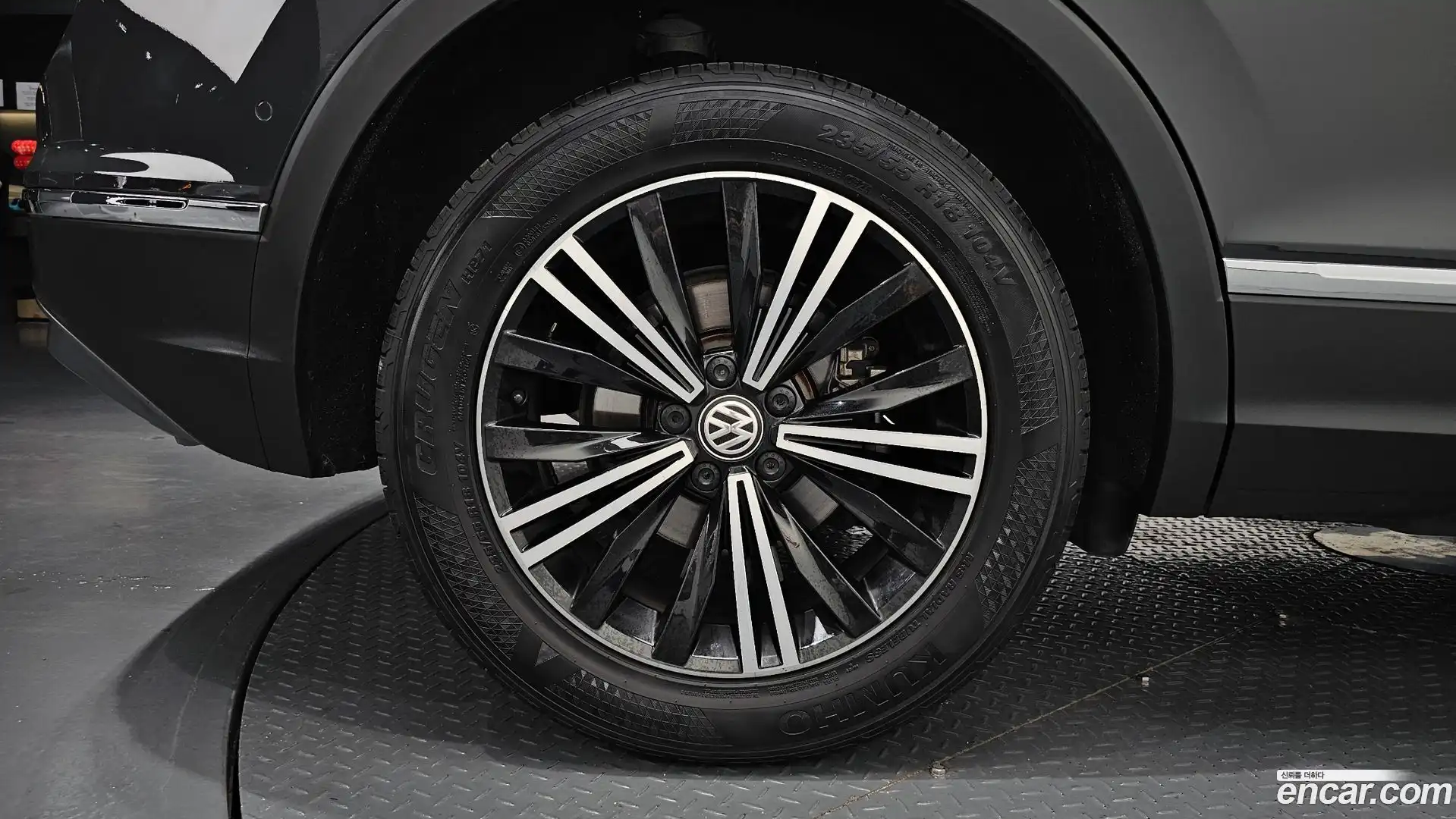 Tiguan Volkswagen 2020.9-OUTER-005