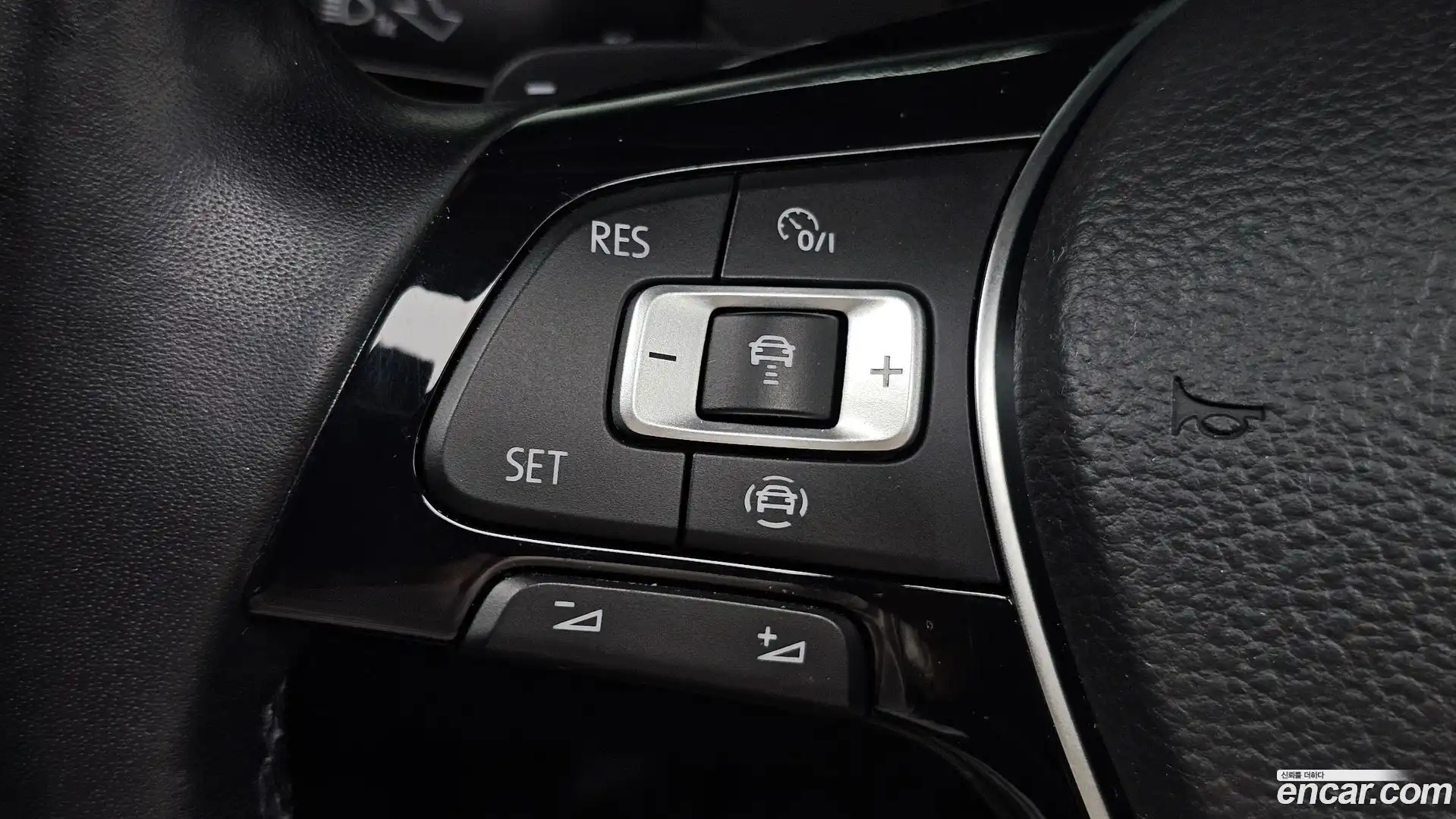 Tiguan Volkswagen 2020.9-OPTION-018