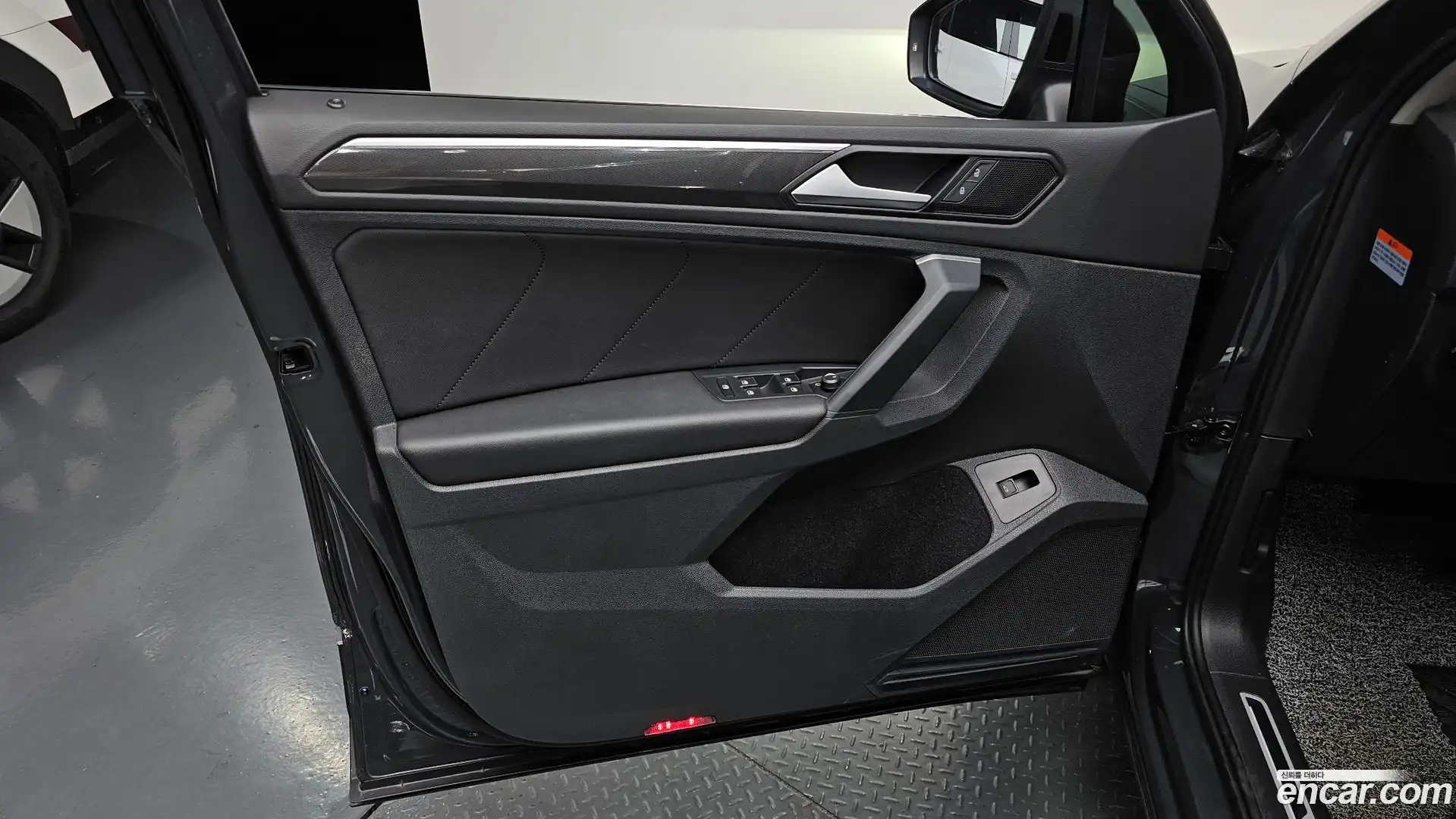 Tiguan Volkswagen 2020.9-INNER-034