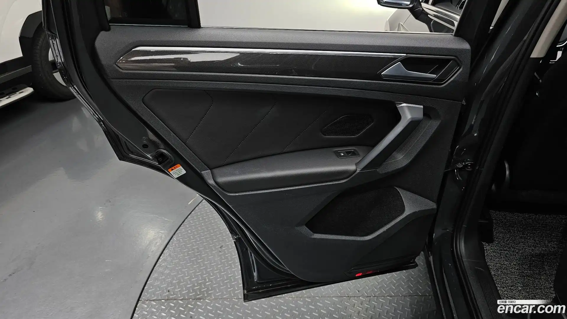 Tiguan Volkswagen 2020.9-INNER-035