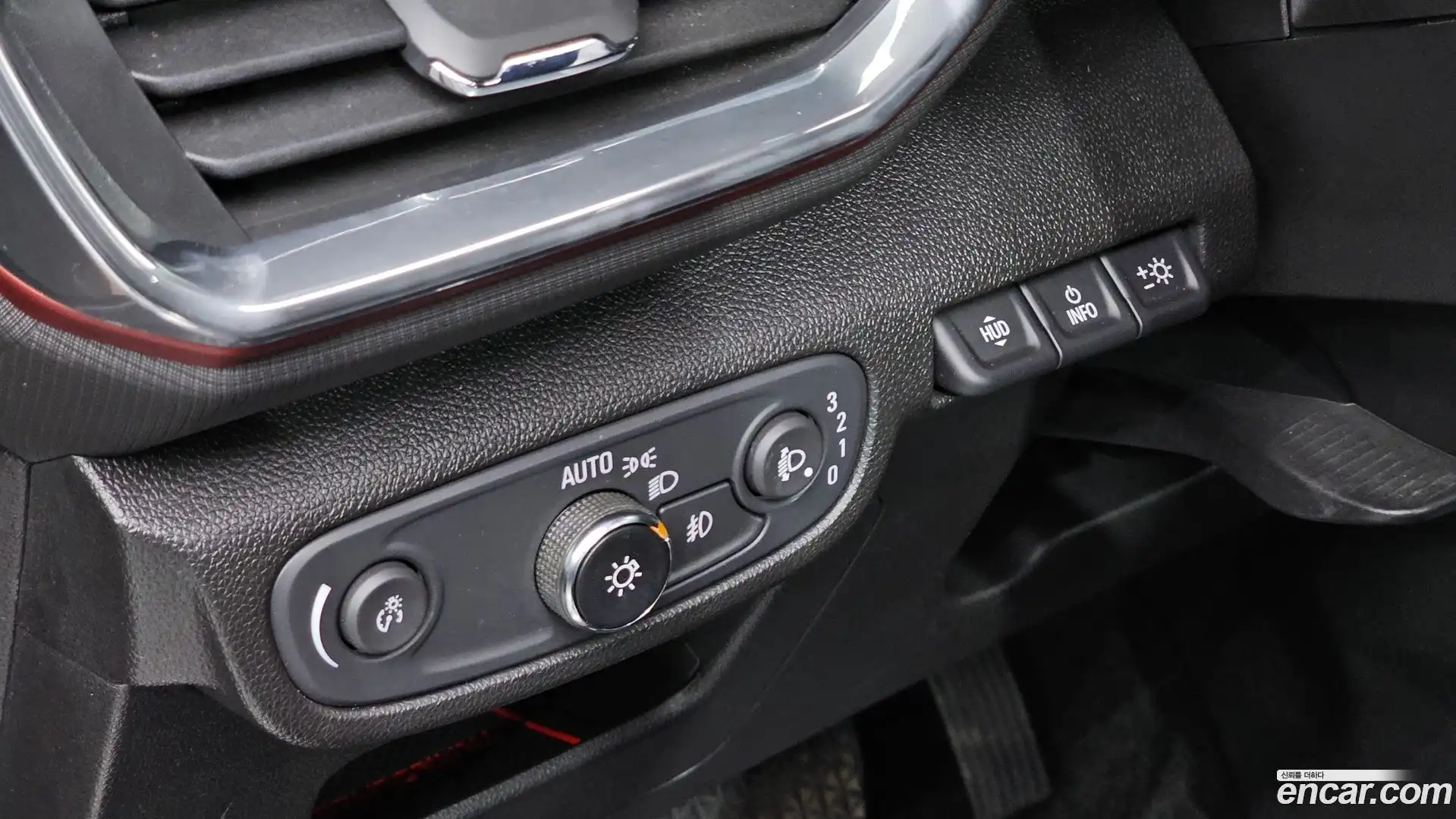 Trailblazer Chevrolet 2021.4-OPTION-019