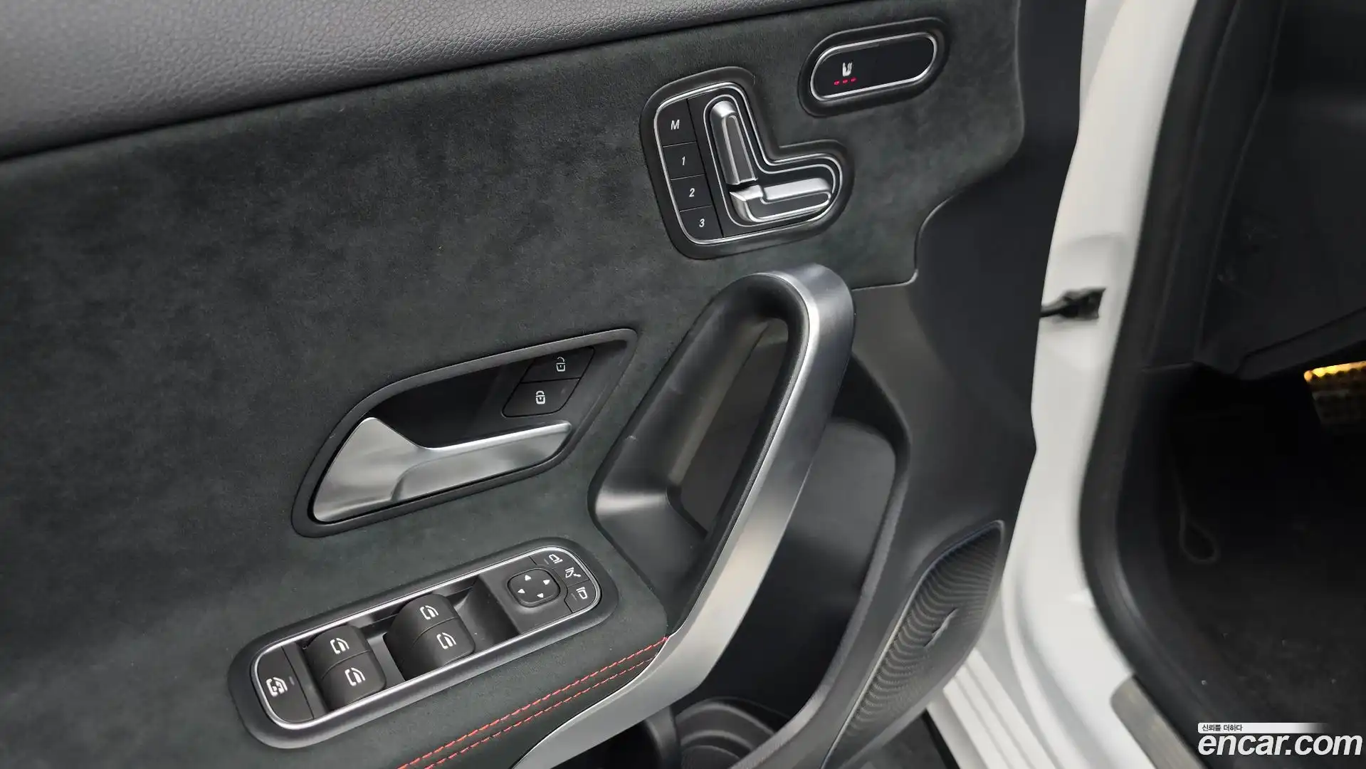 A-Class Mercedes-Benz 2025.6-OPTION-019
