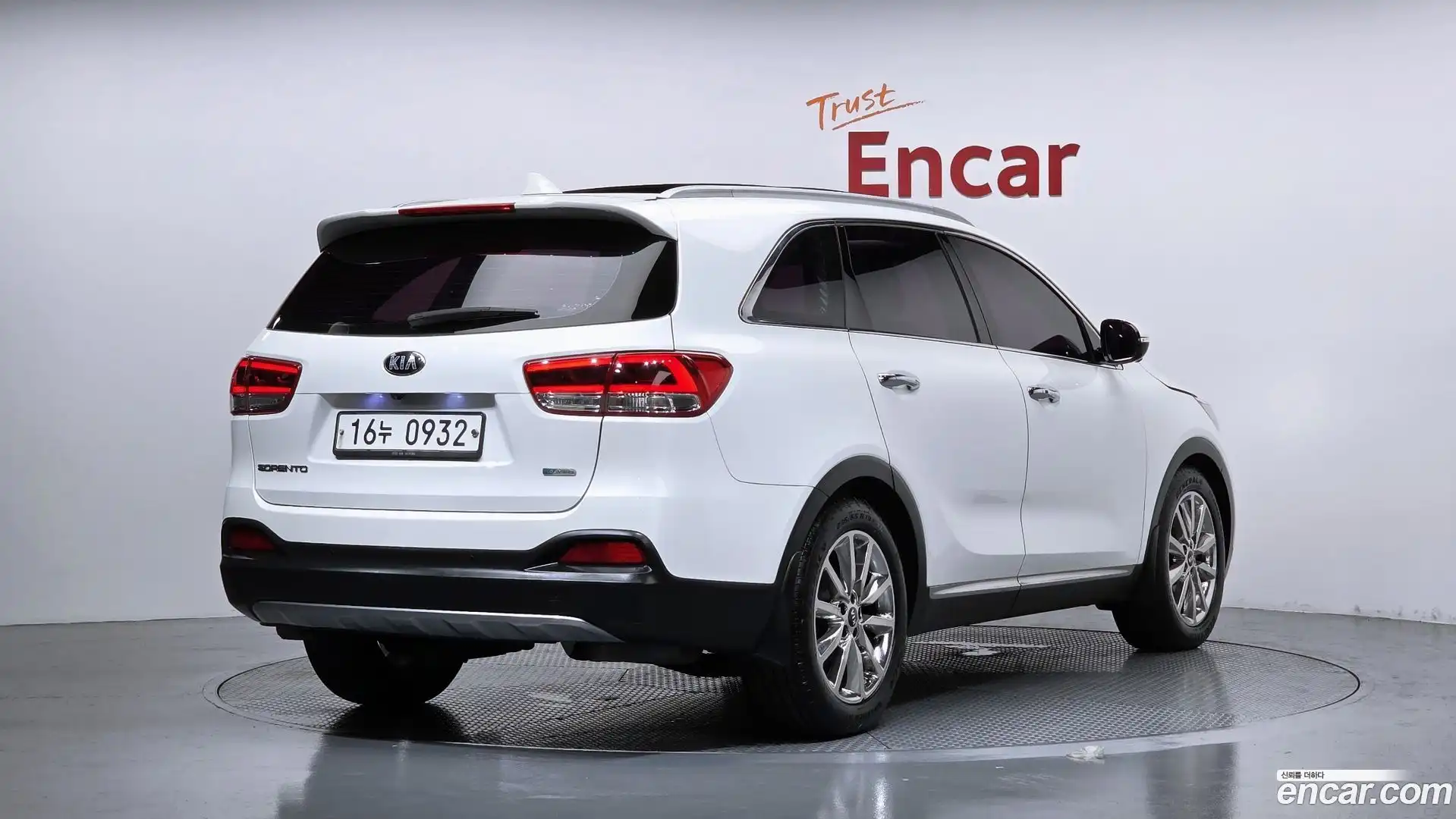 Sorento Kia 2016.2-OUTER-002