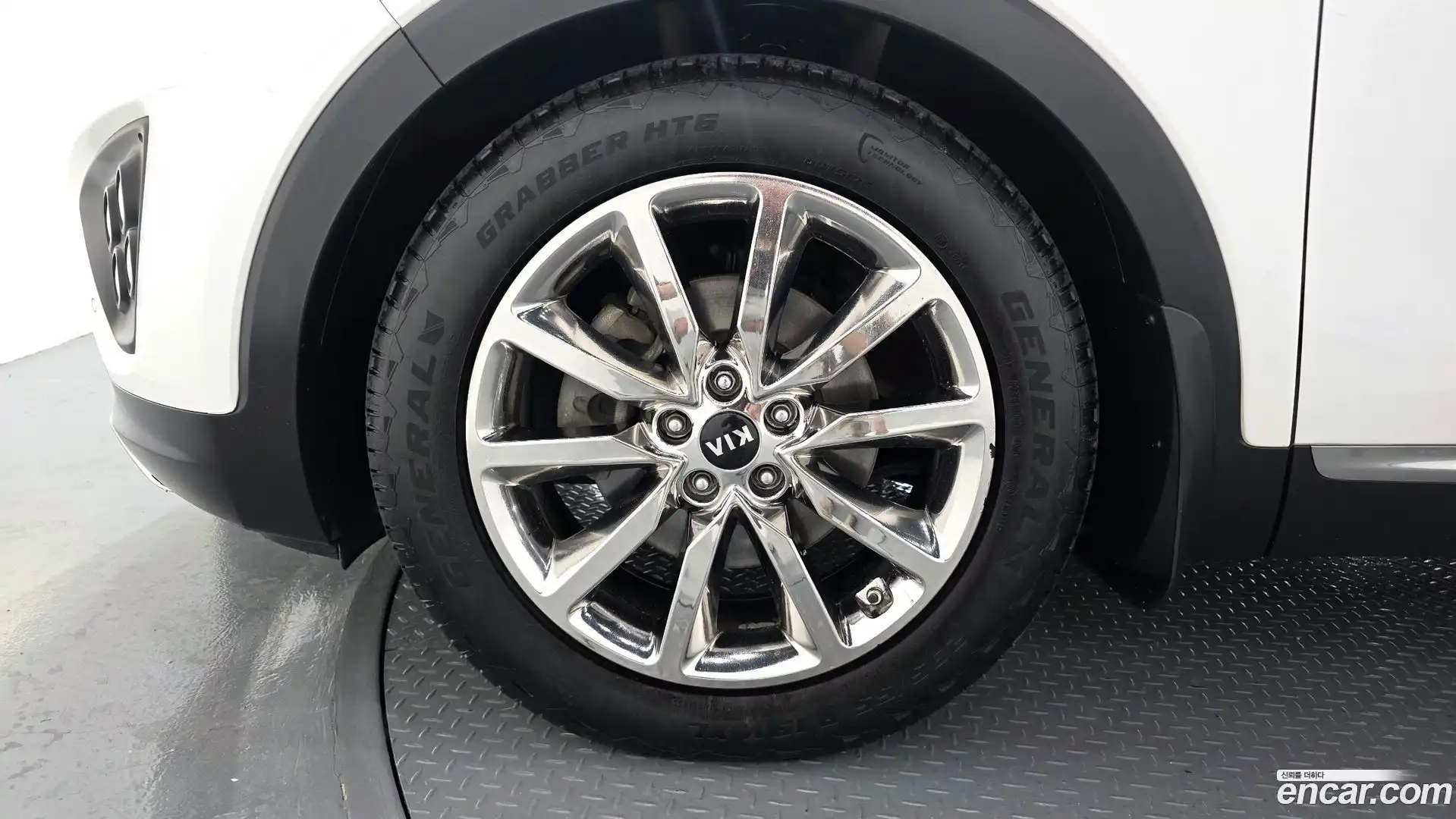 Sorento Kia 2016.2-OUTER-005