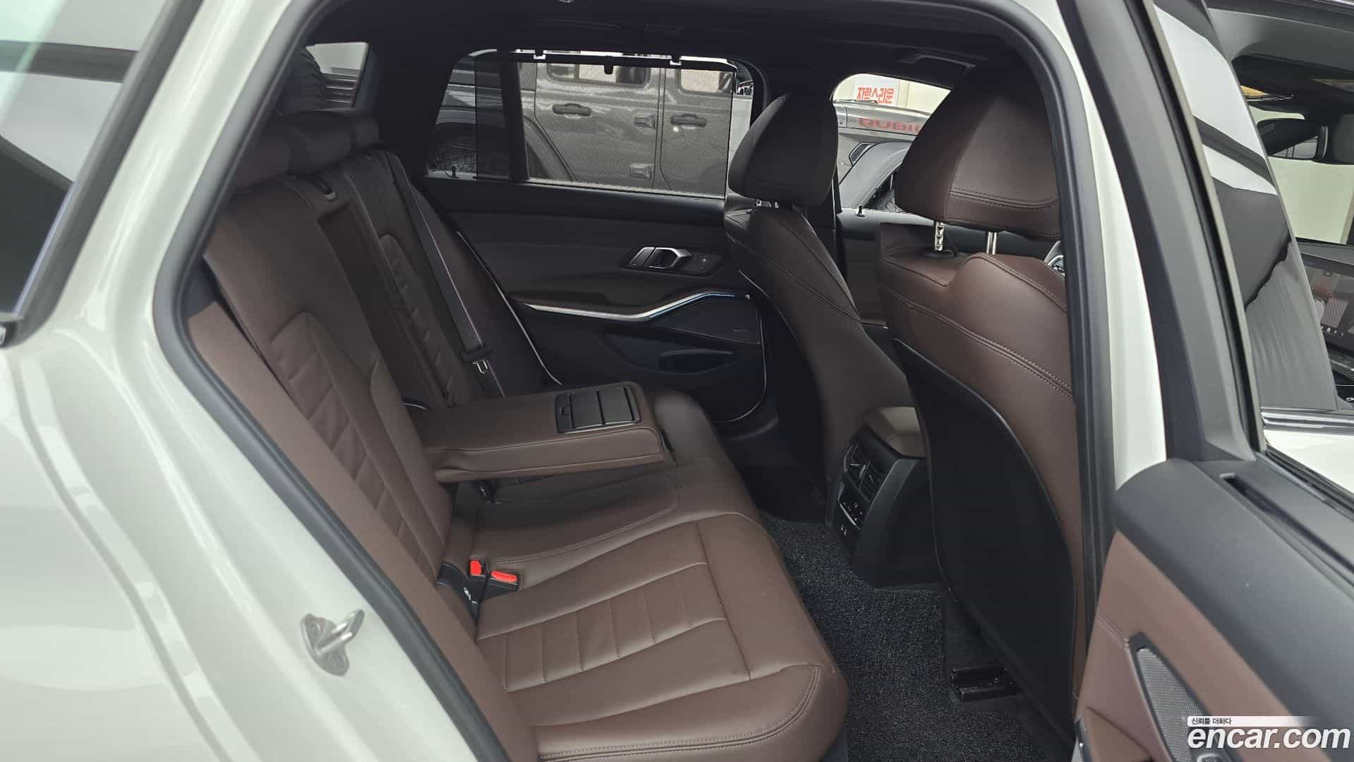 3-Series BMW 2025.10-OPTION-015