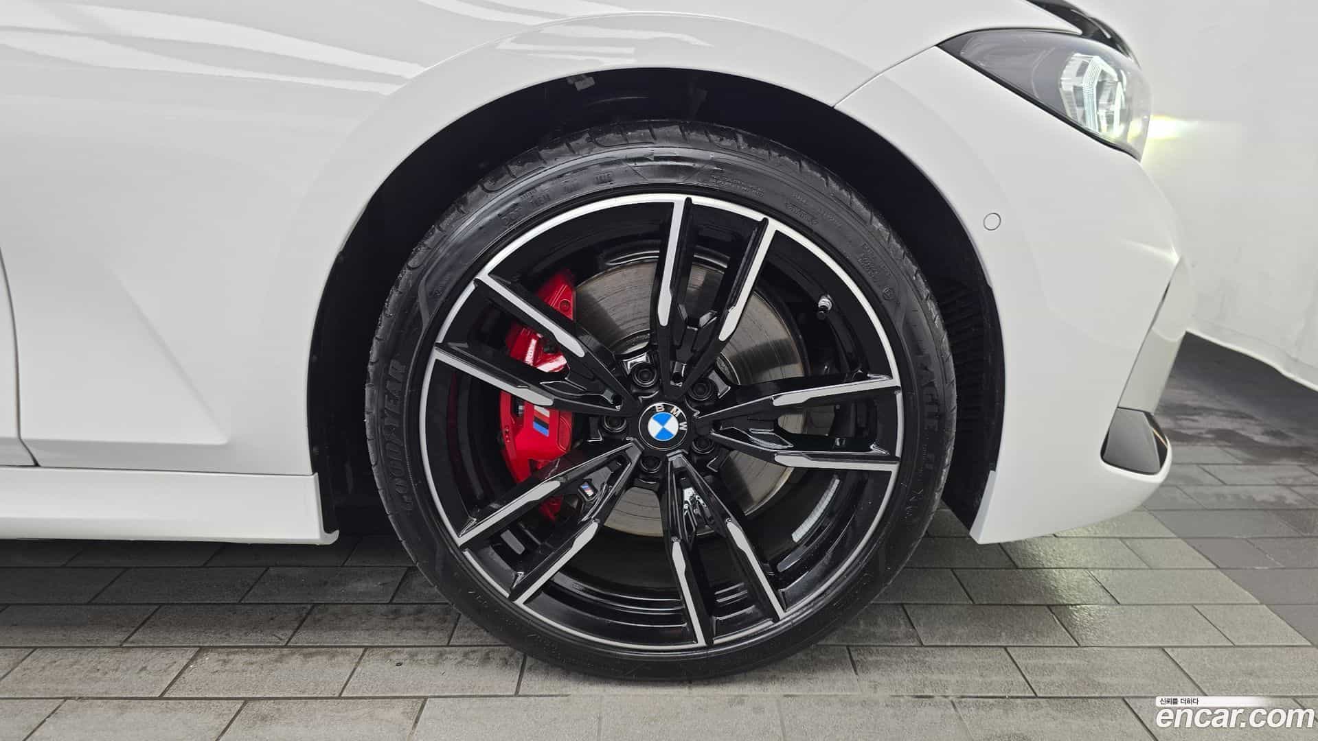 3-Series BMW 2025.10-OUTER-031
