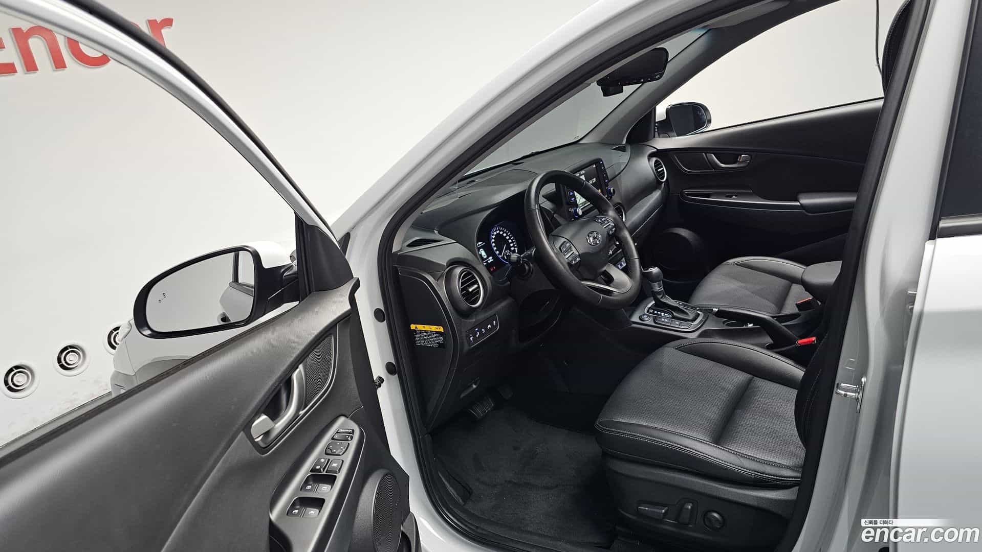 Kona Hyundai 2019.3-INNER-010