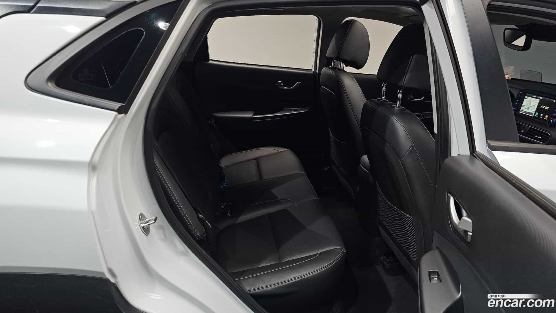 Kona Hyundai 2019.3-OPTION-015