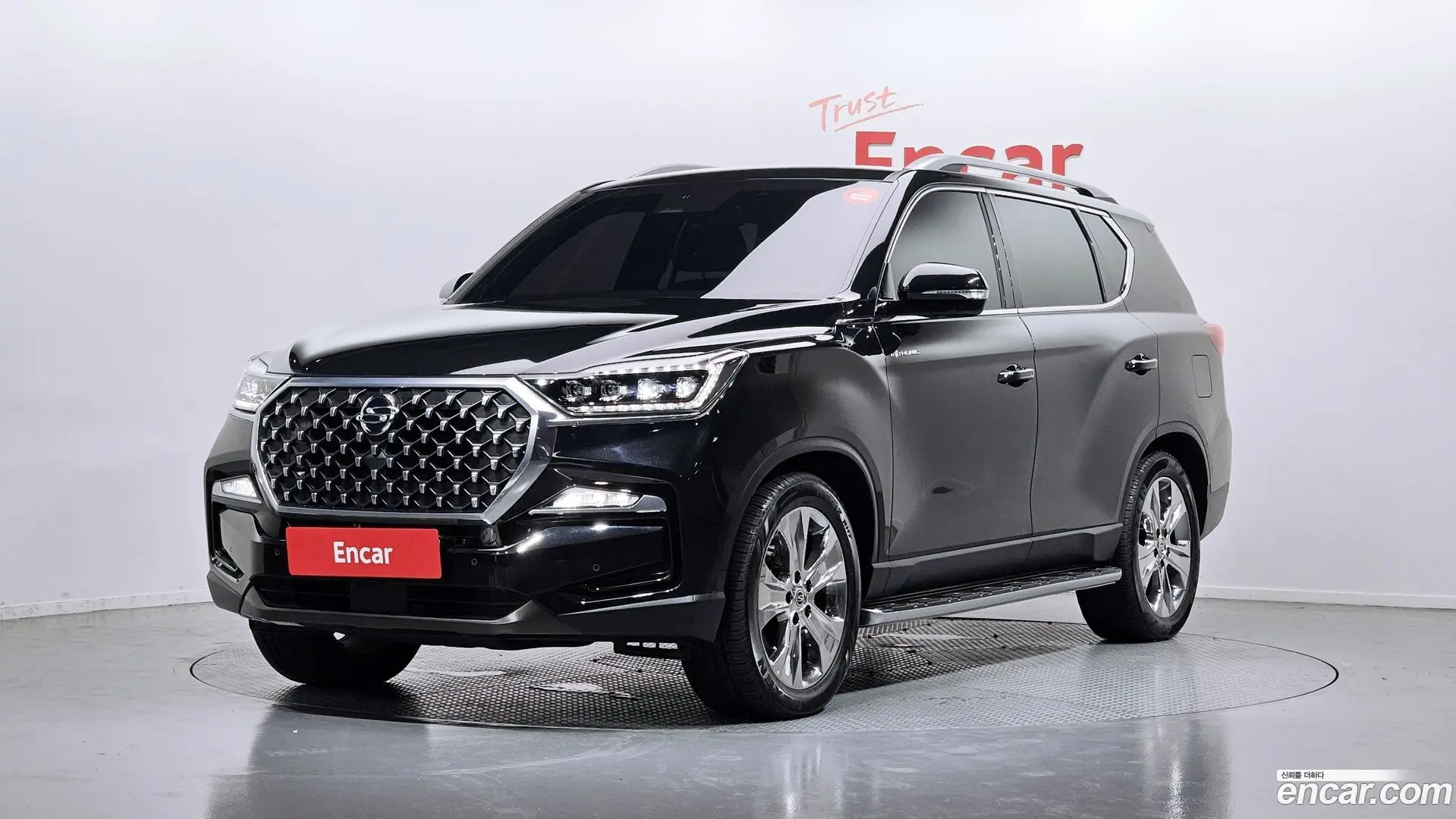 Main__Slider__Photo:Rexton KG Mobility 2021.5-0