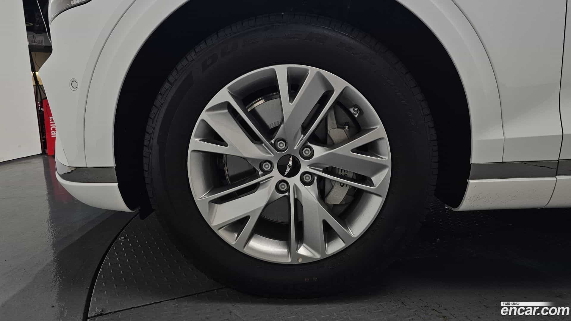 GV70 Genesis 2026.0-OUTER-005