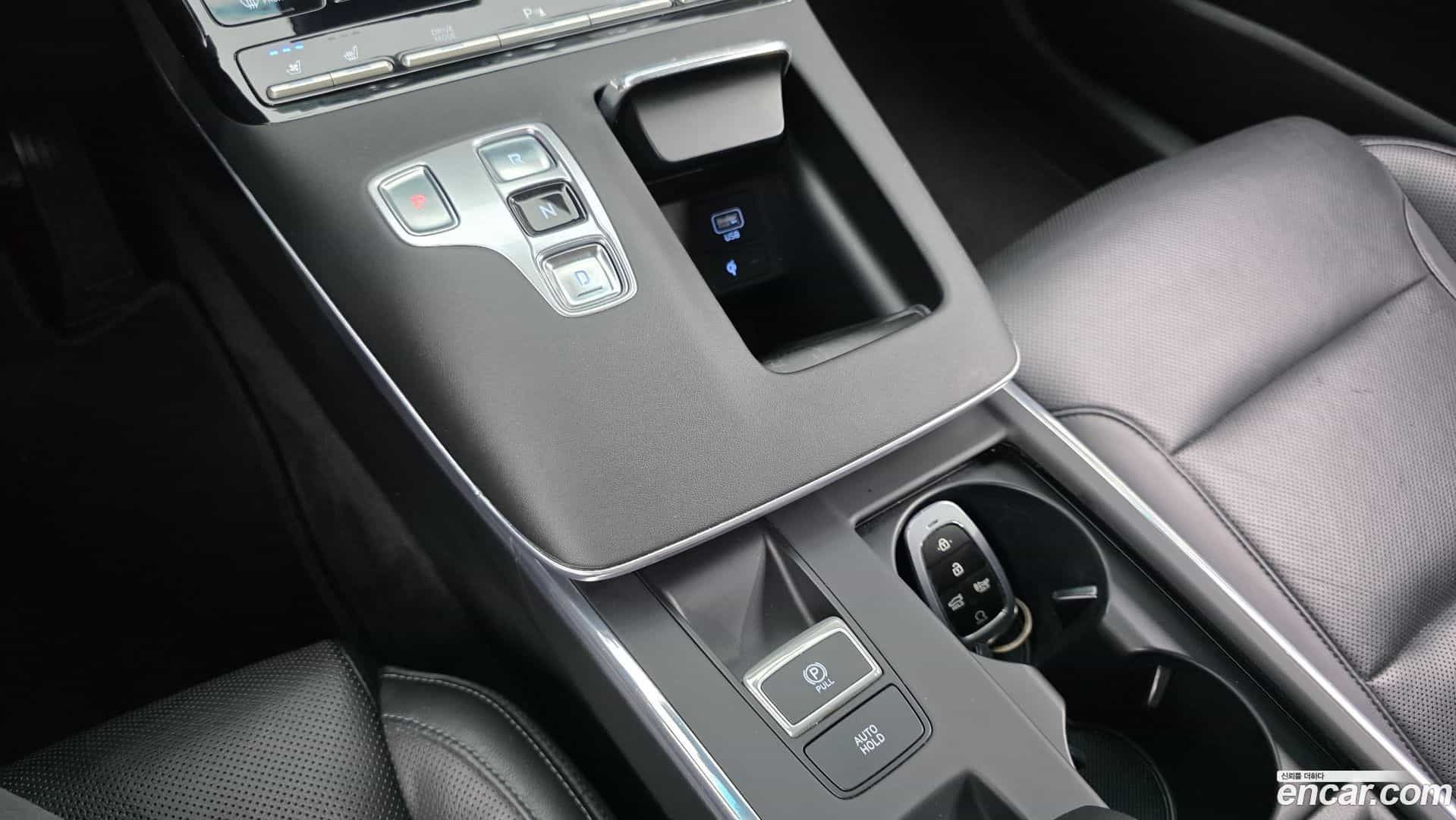 Grandeur Hyundai 2021.11-INNER-009