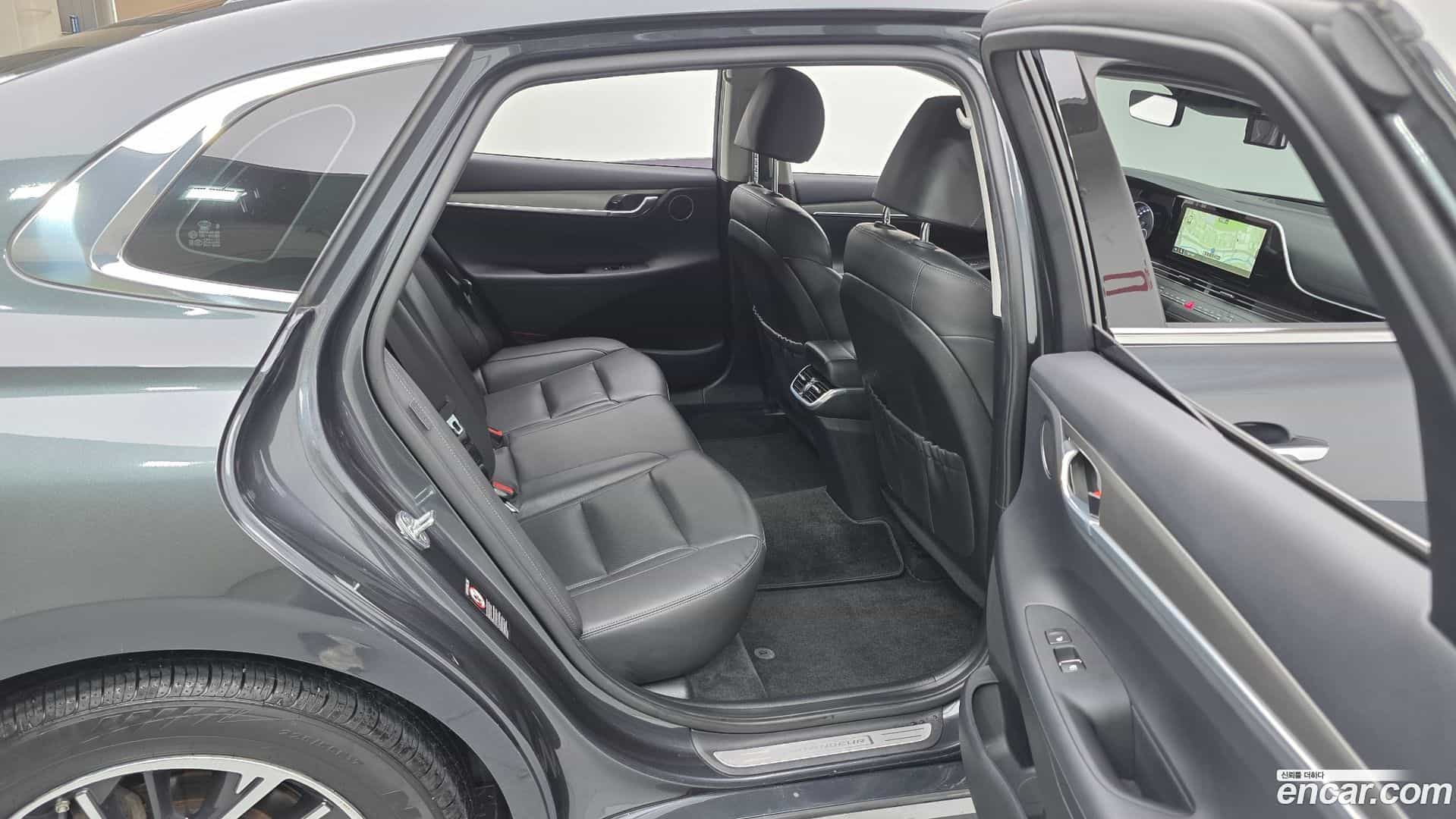 Grandeur Hyundai 2021.11-OPTION-015