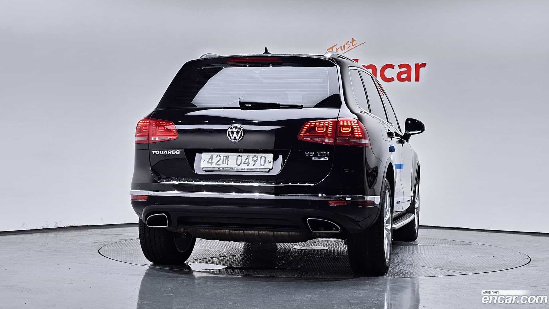 Touareg Volkswagen 2015.10-OUTER-004