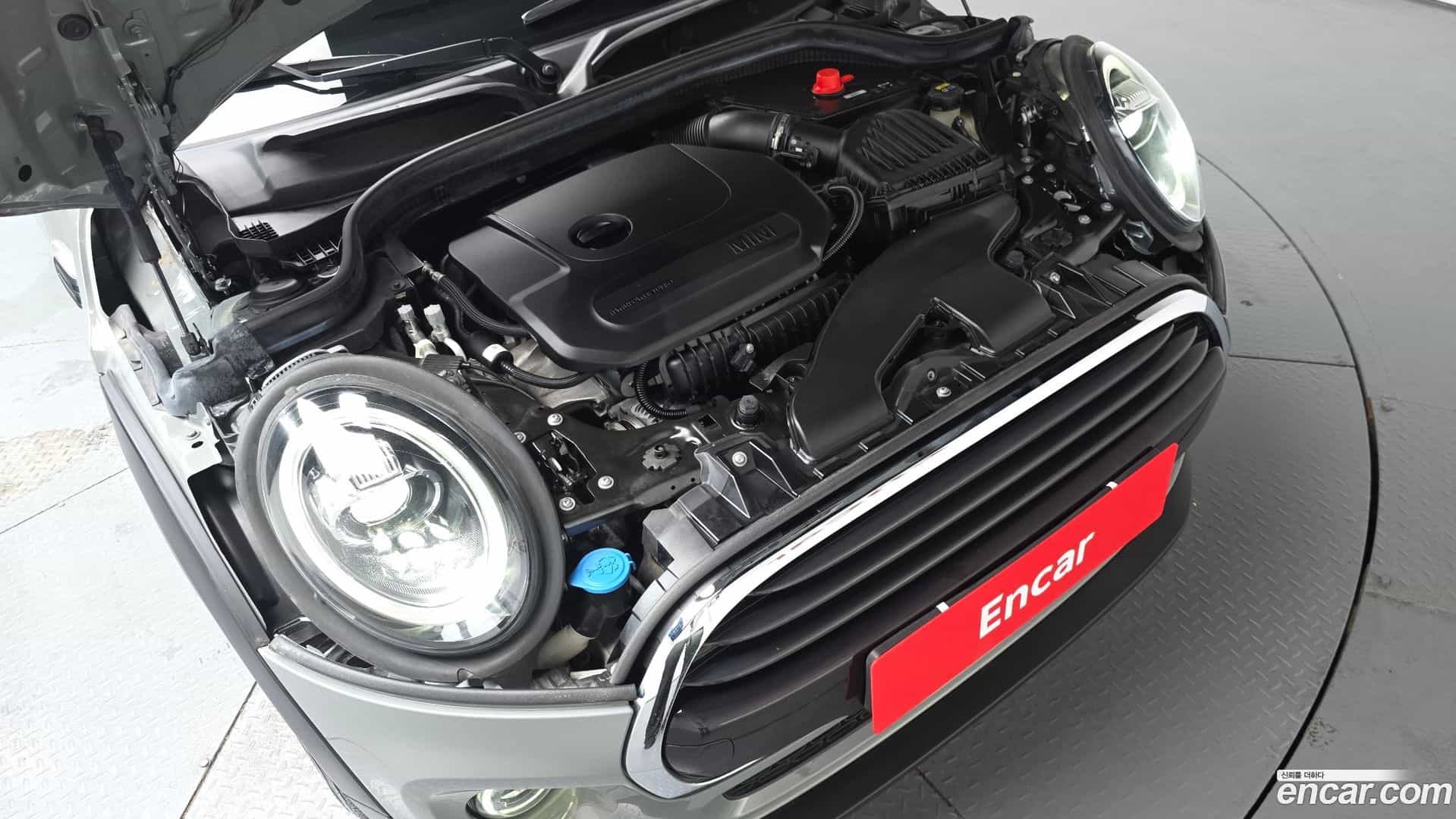 Cooper Mini 2021.0-OUTER-006