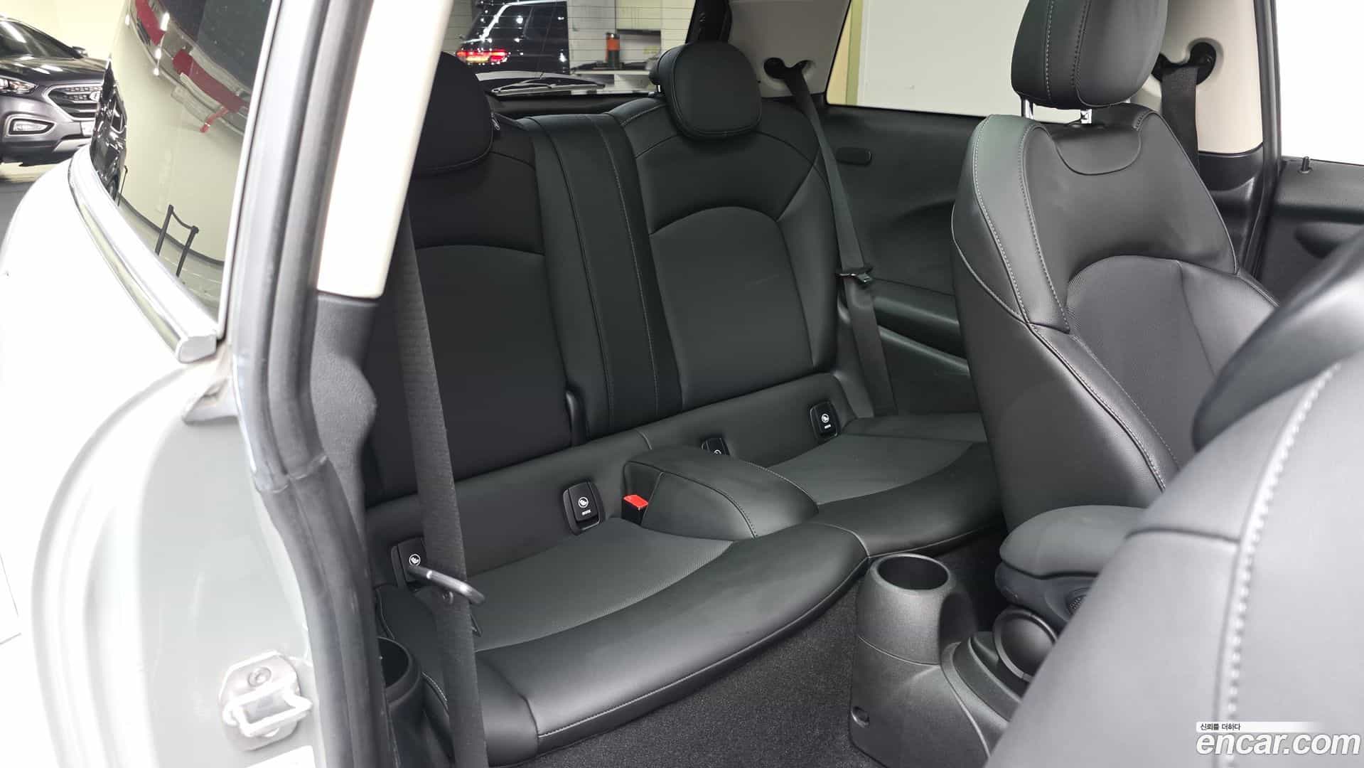 Cooper Mini 2021.0-OPTION-015