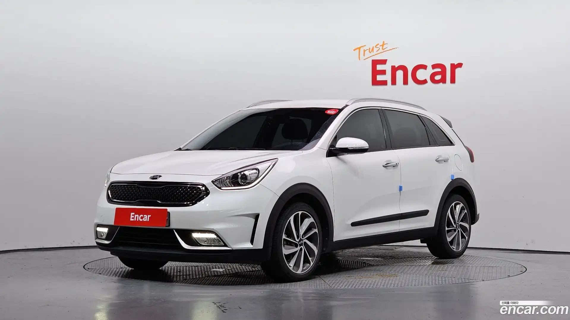 Niro Kia 2018.7-OUTER-001