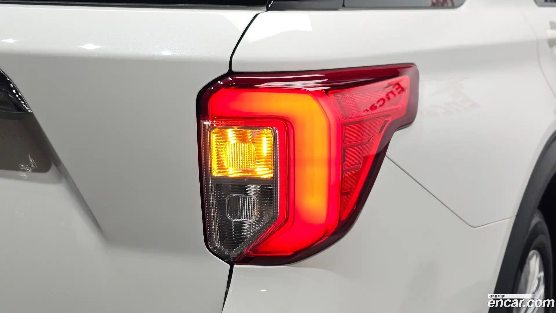 Explorer Ford 2020.10-OUTER-033