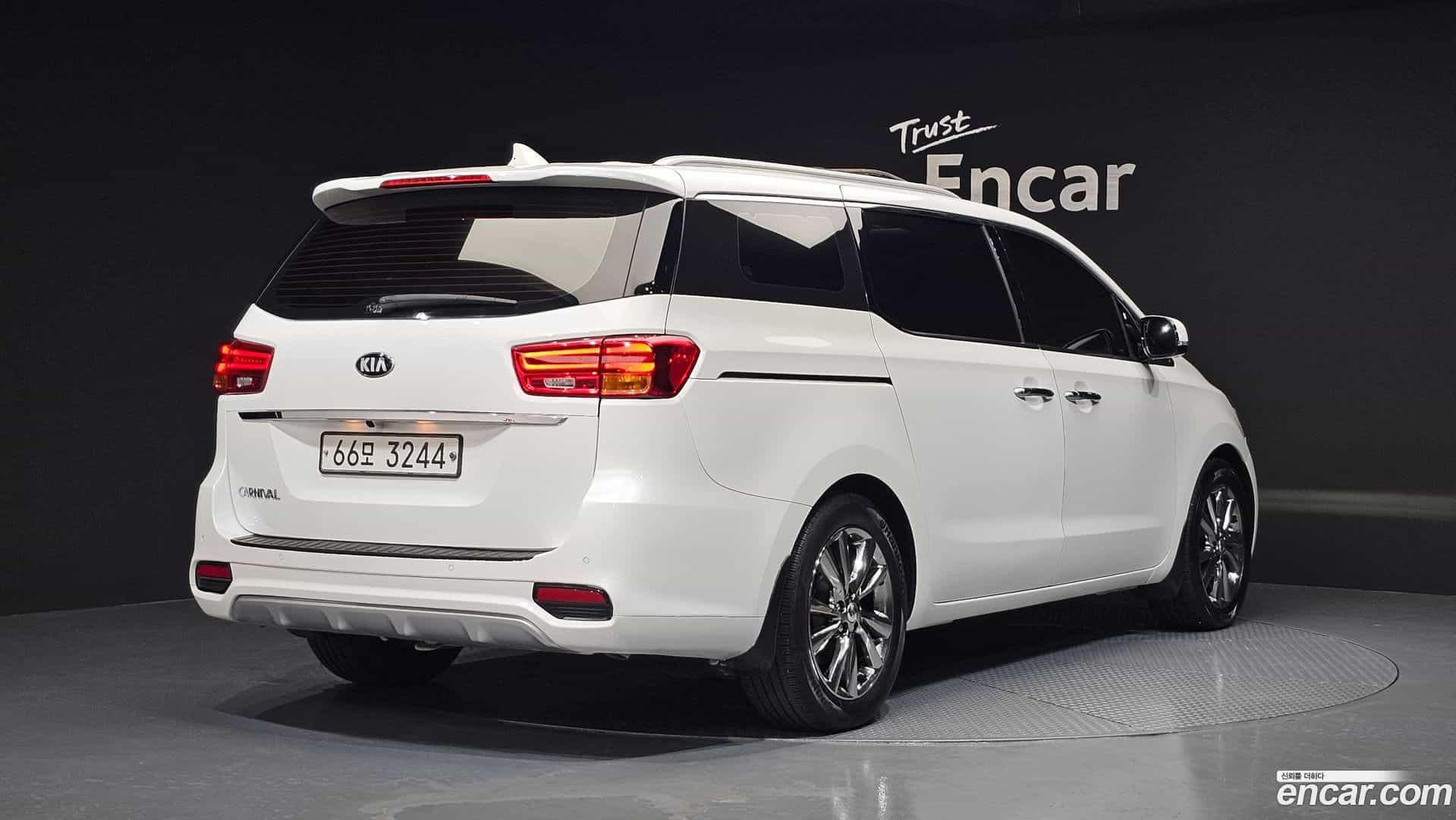 Canival Kia 2018.3-OUTER-002