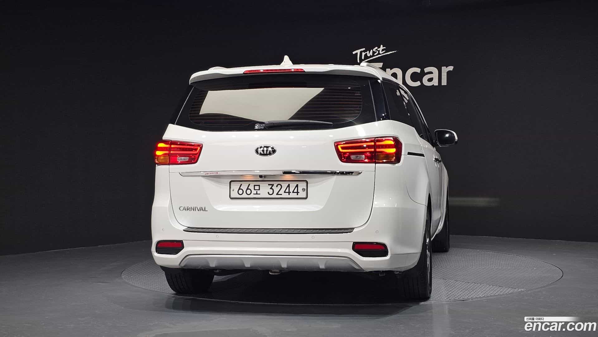 Canival Kia 2018.3-OUTER-004