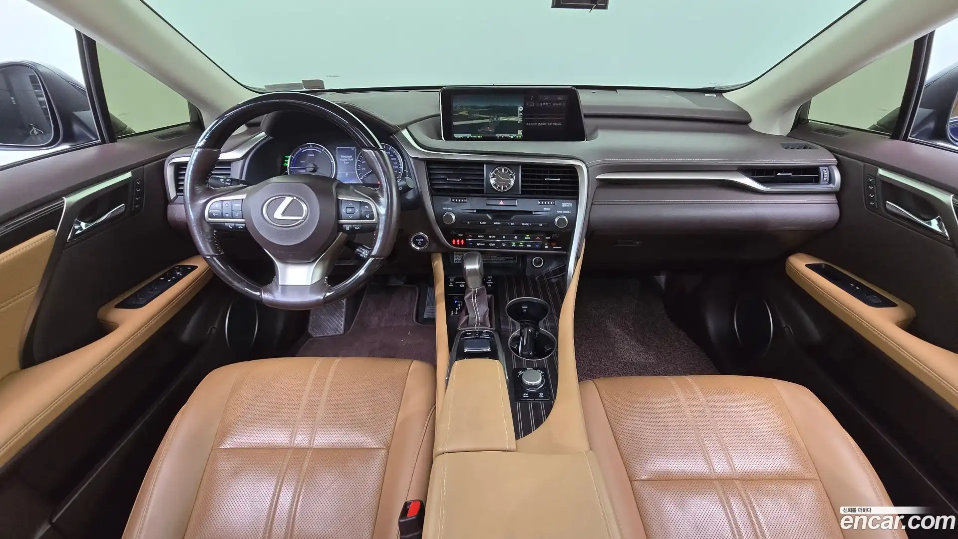 RX Lexus 2018.11-INNER-007