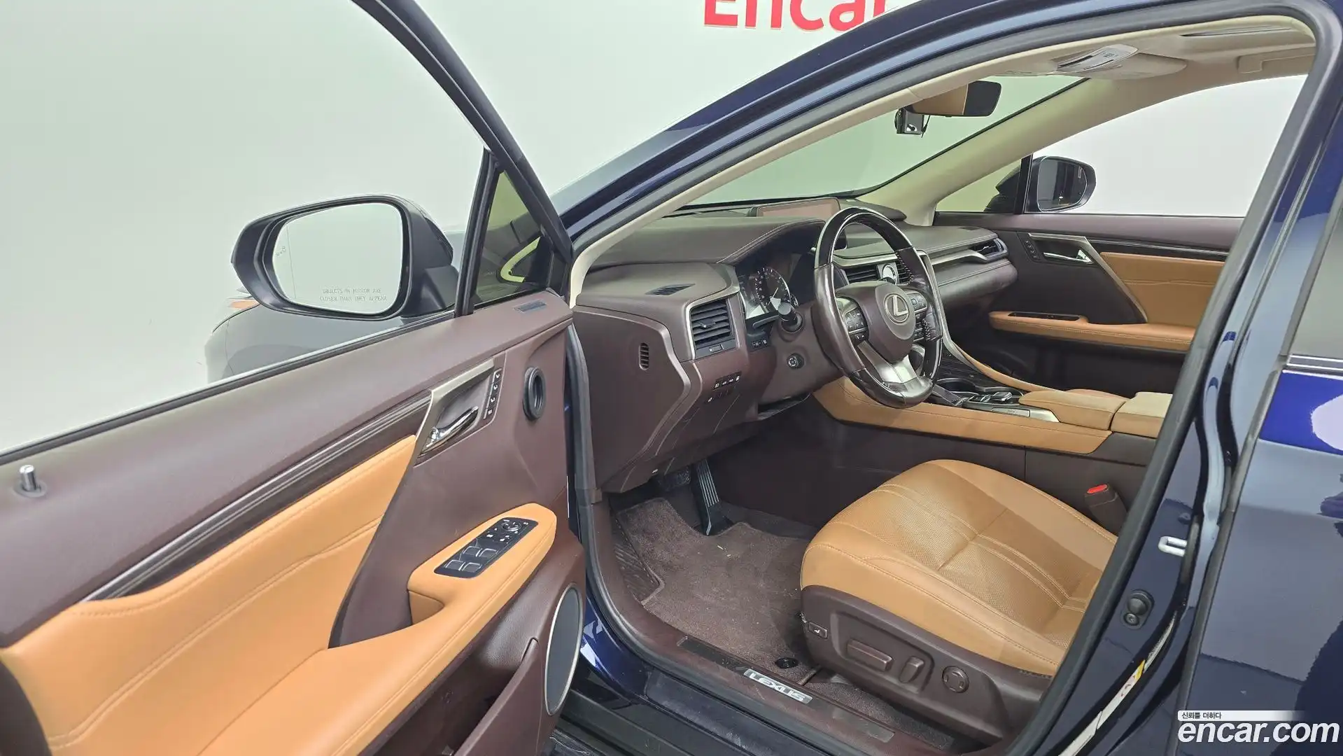 RX Lexus 2018.11-INNER-010