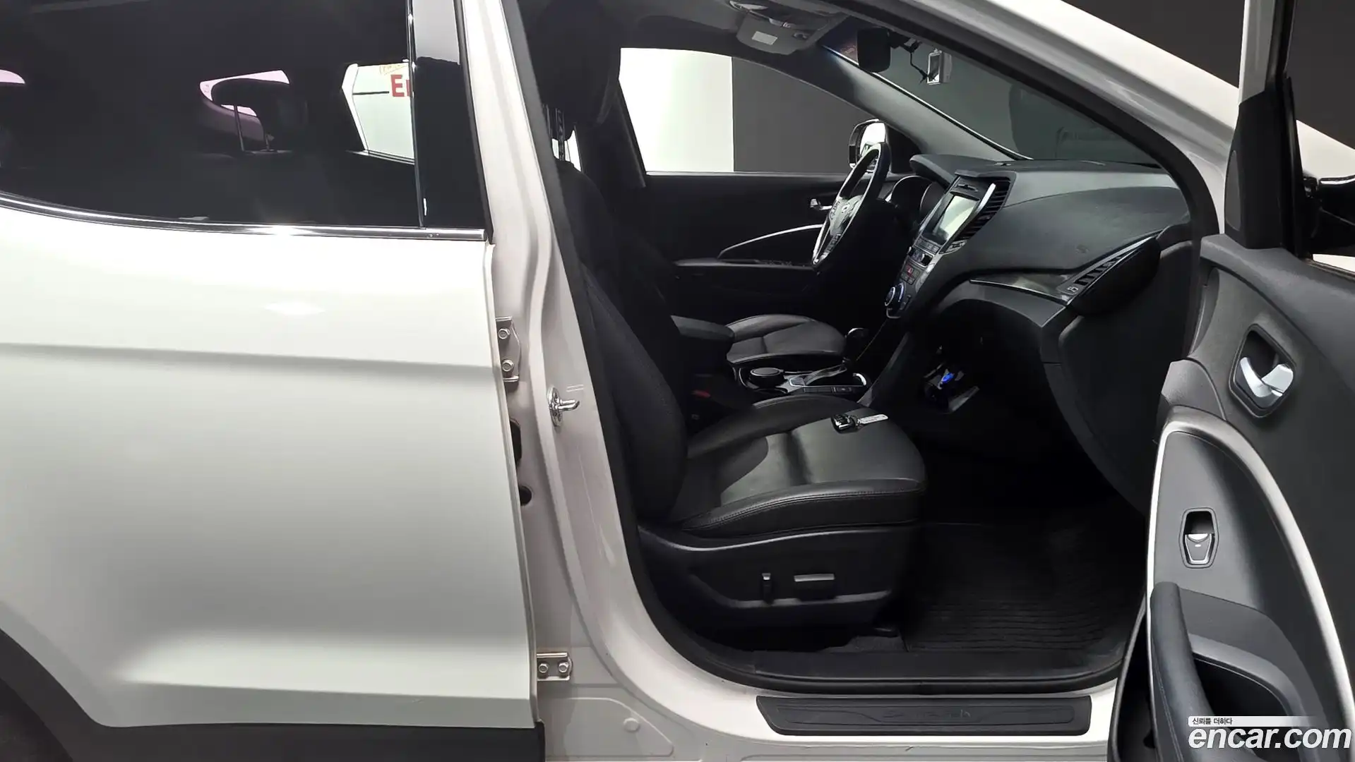 Santafe Hyundai 2015.6-INNER-036