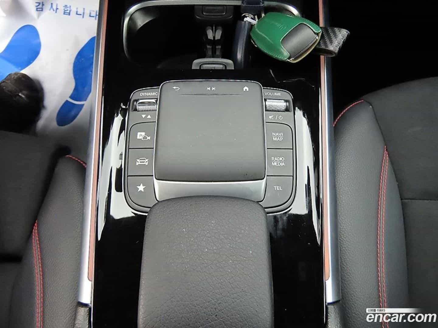 GLB-Class Mercedes-Benz 2022.5-OPTION-016